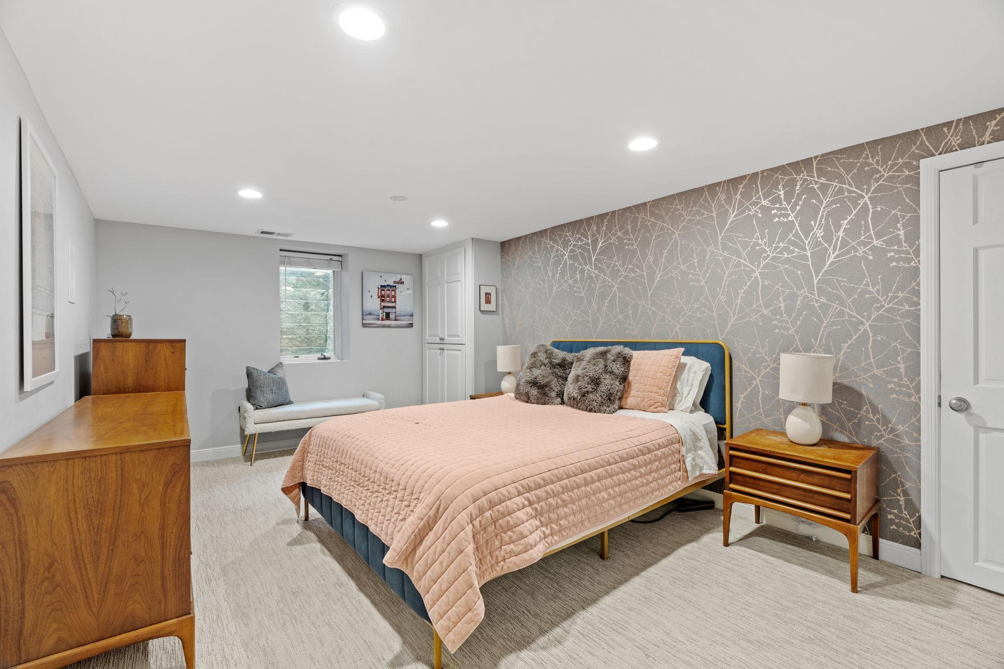 View of Residential at 5541 Vincent Avenue, Minneapolis MN 55410, Minneapolis (17 of 38) - Mike Wilen | Minnesota Team Real Estate