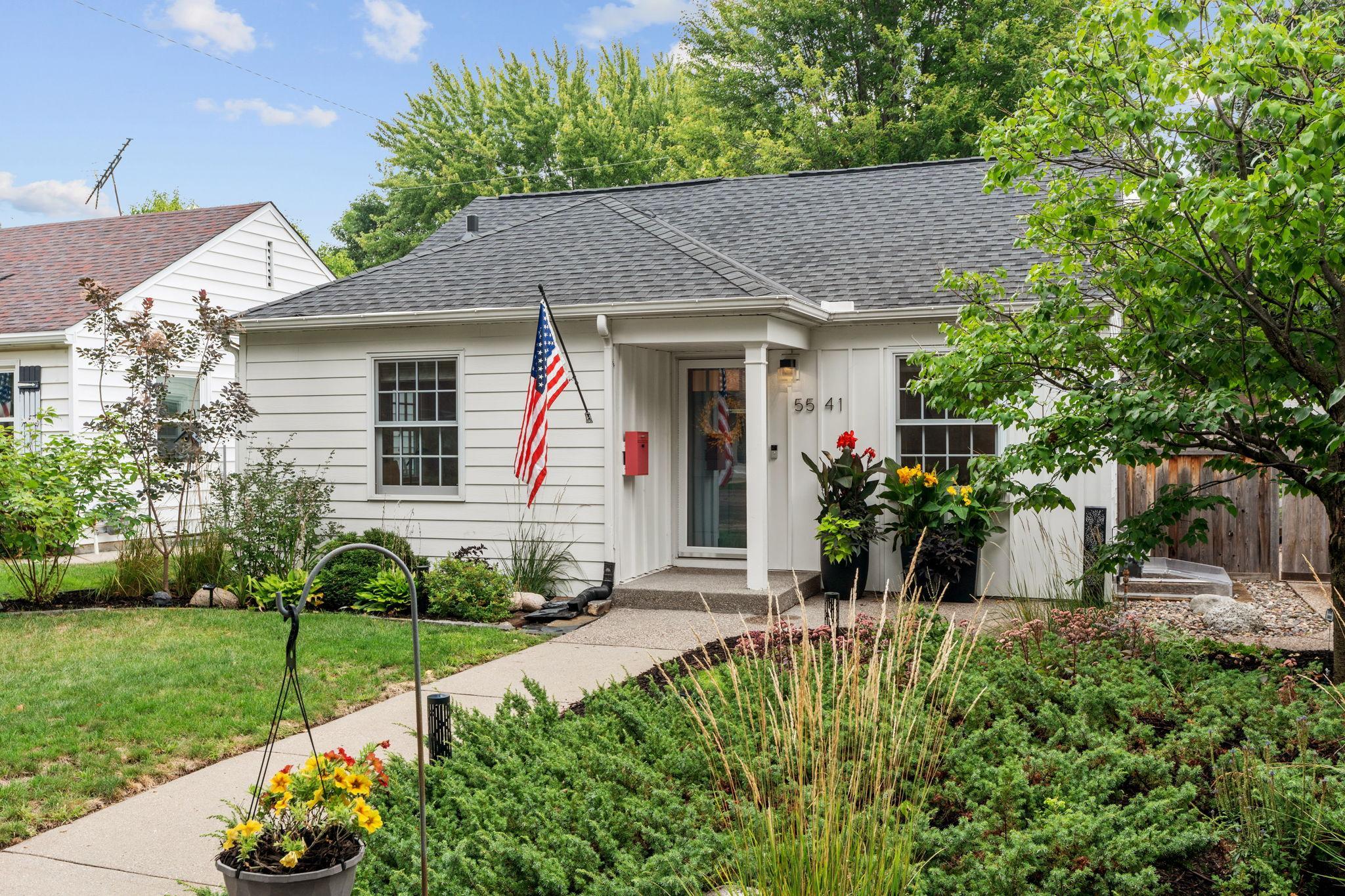 View of Residential at 5541 Vincent Avenue, Minneapolis MN 55410, Minneapolis (35 of 38) - Mike Wilen | Minnesota Team Real Estate