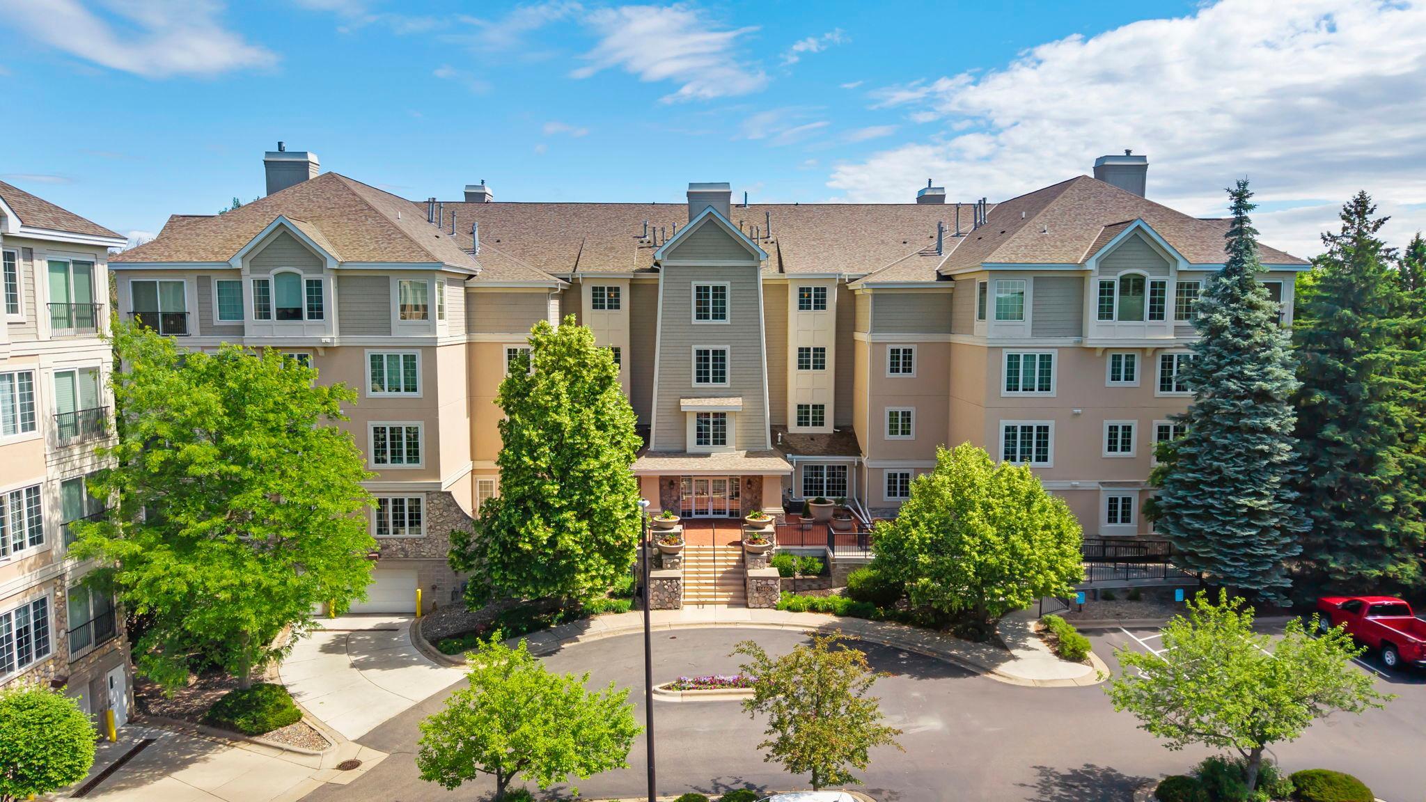 View of Residential at 11460 Fairfield Road #103, Minnetonka MN 55305, Minnetonka (22 of 33) - Mike Wilen | Minnesota Team Real Estate