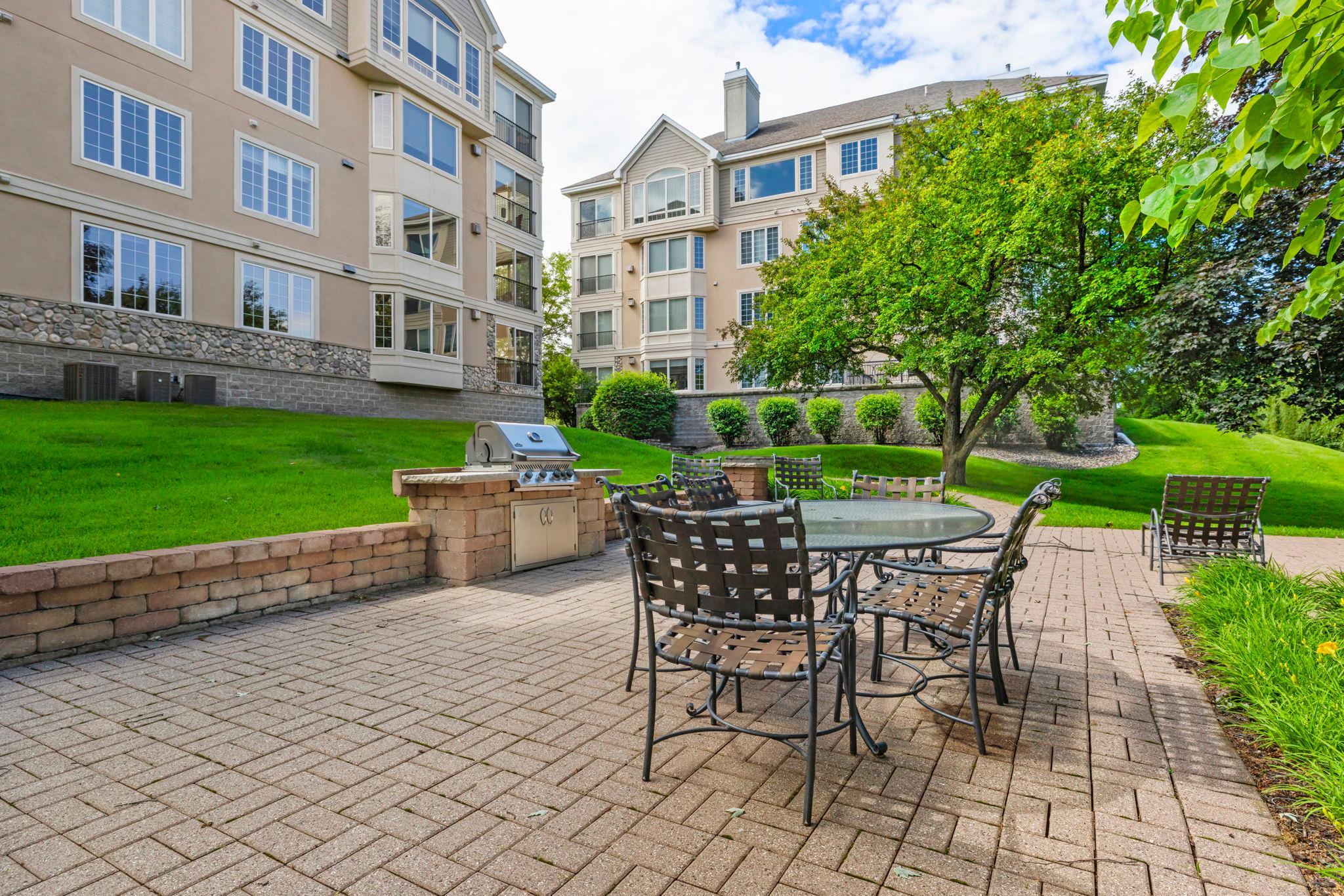 View of Residential at 11460 Fairfield Road #103, Minnetonka MN 55305, Minnetonka (28 of 33) - Mike Wilen | Minnesota Team Real Estate