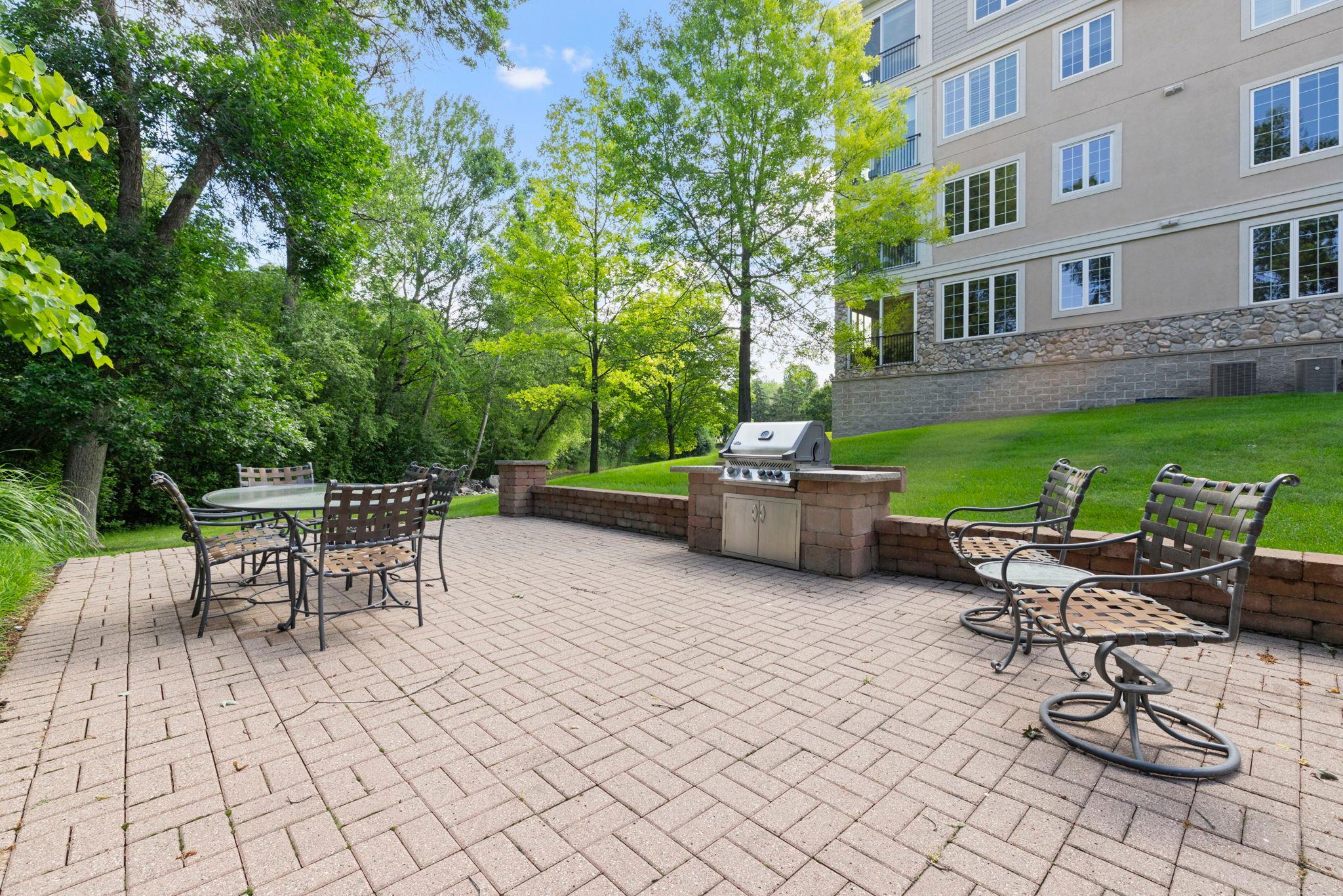 View of Residential at 11460 Fairfield Road #103, Minnetonka MN 55305, Minnetonka (31 of 33) - Mike Wilen | Minnesota Team Real Estate