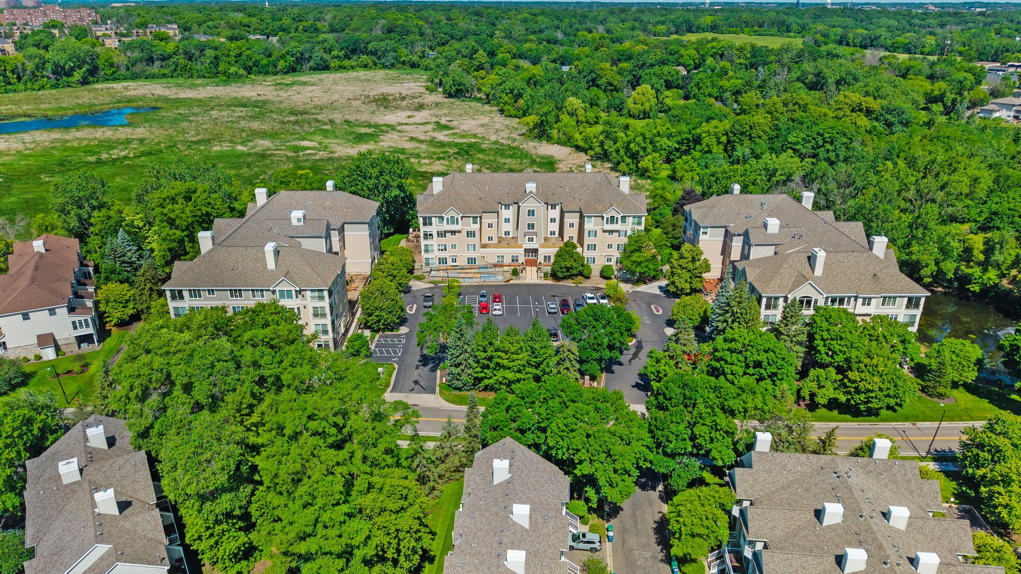 View of Residential at 11460 Fairfield Road #103, Minnetonka MN 55305, Minnetonka (32 of 33) - Mike Wilen | Minnesota Team Real Estate