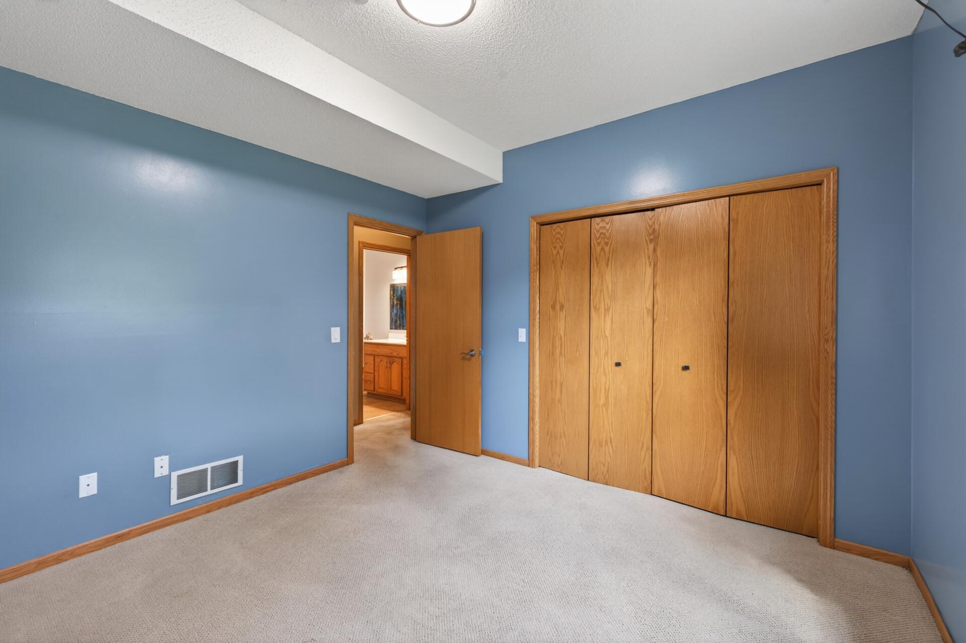 View of Residential at 13628 Bryant Place, Burnsville MN 55337, Burnsville (20 of 32) - Mike Wilen | Minnesota Team Real Estate