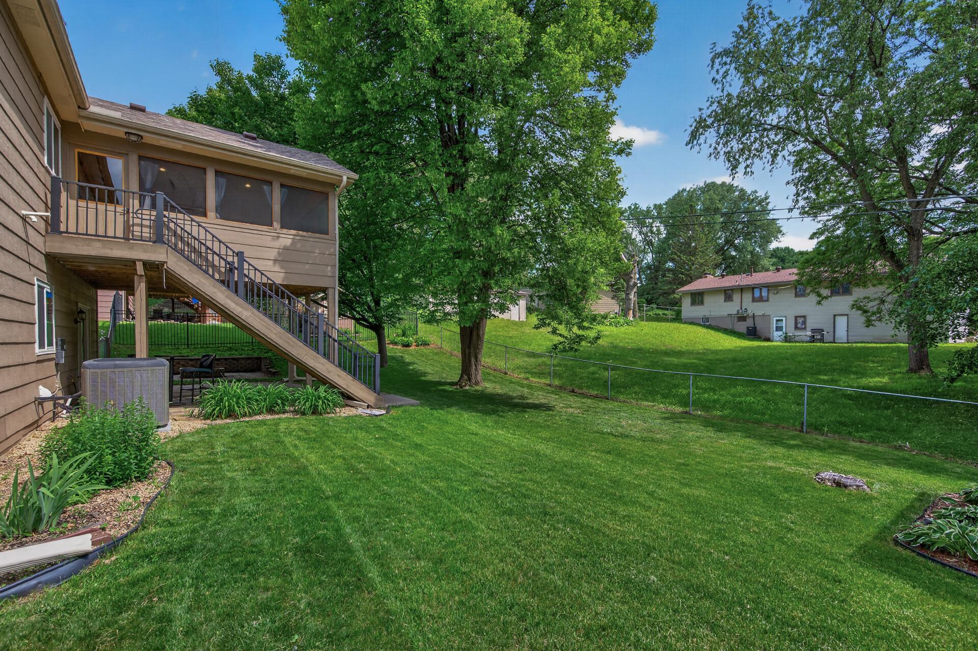 View of Residential at 13628 Bryant Place, Burnsville MN 55337, Burnsville (25 of 32) - Mike Wilen | Minnesota Team Real Estate