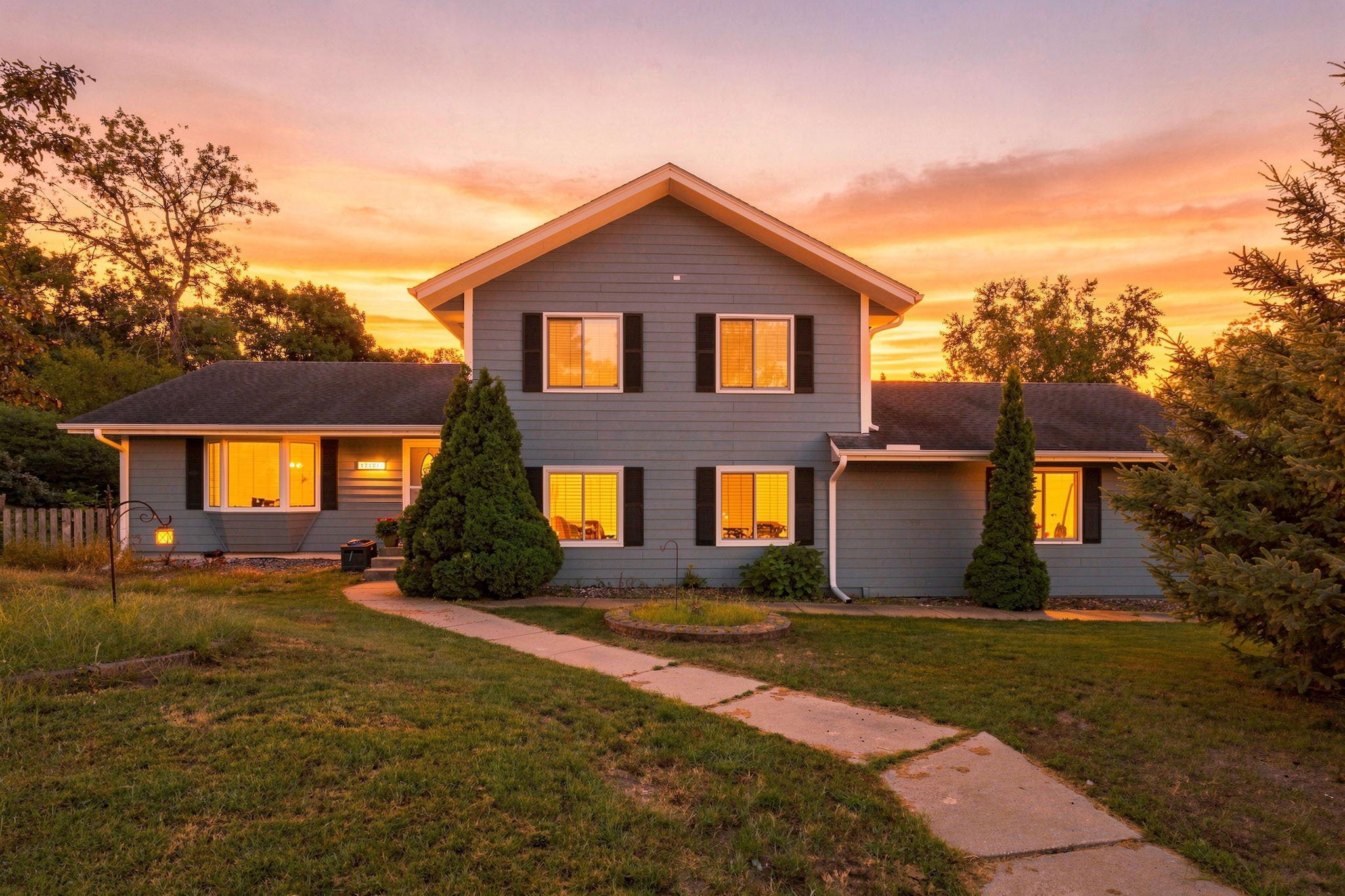 View of Single Family at 17161 Shore Lane, Eden Prairie - Mike Wilen | Minnesota Team Real Estate