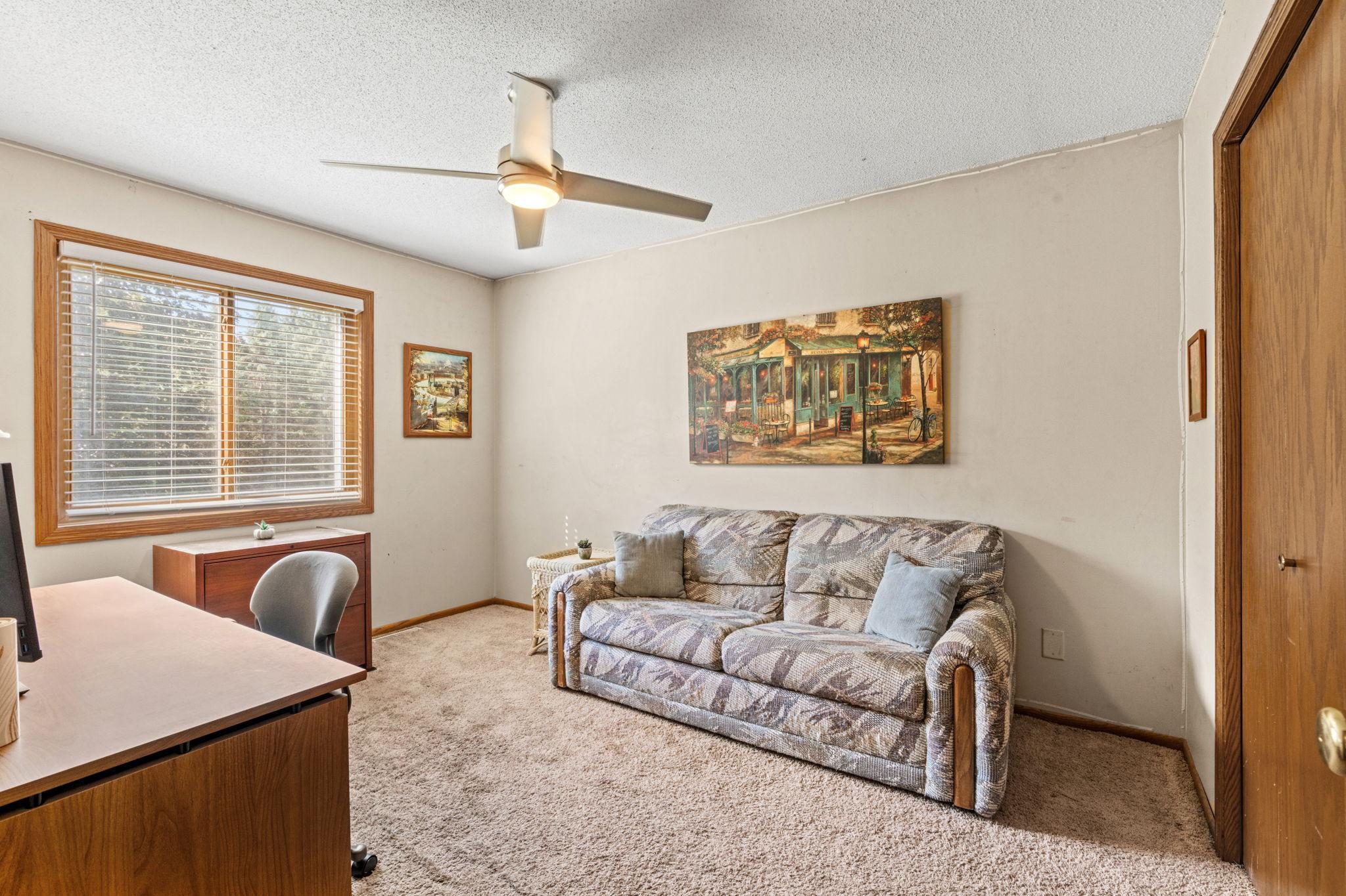 View of Residential at 17161 Shore Lane, Eden Prairie MN 55346, Eden Prairie (29 of 62) - Mike Wilen | Minnesota Team Real Estate