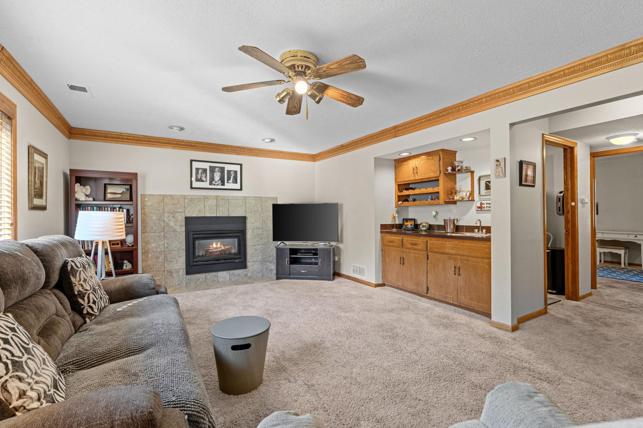 View of Residential at 17161 Shore Lane, Eden Prairie MN 55346, Eden Prairie (24 of 62) - Mike Wilen | Minnesota Team Real Estate