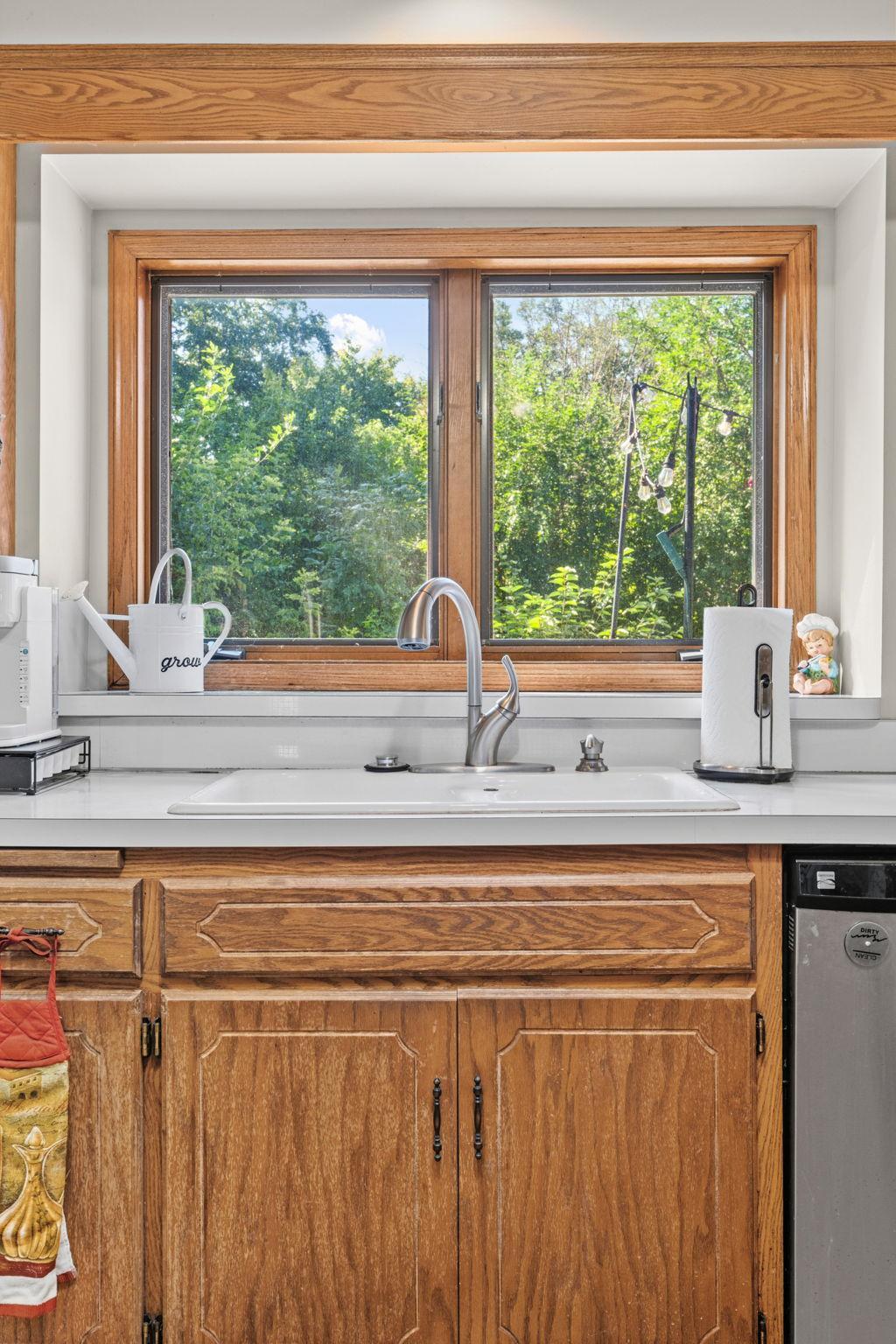 View of Residential at 17161 Shore Lane, Eden Prairie MN 55346, Eden Prairie (13 of 62) - Mike Wilen | Minnesota Team Real Estate