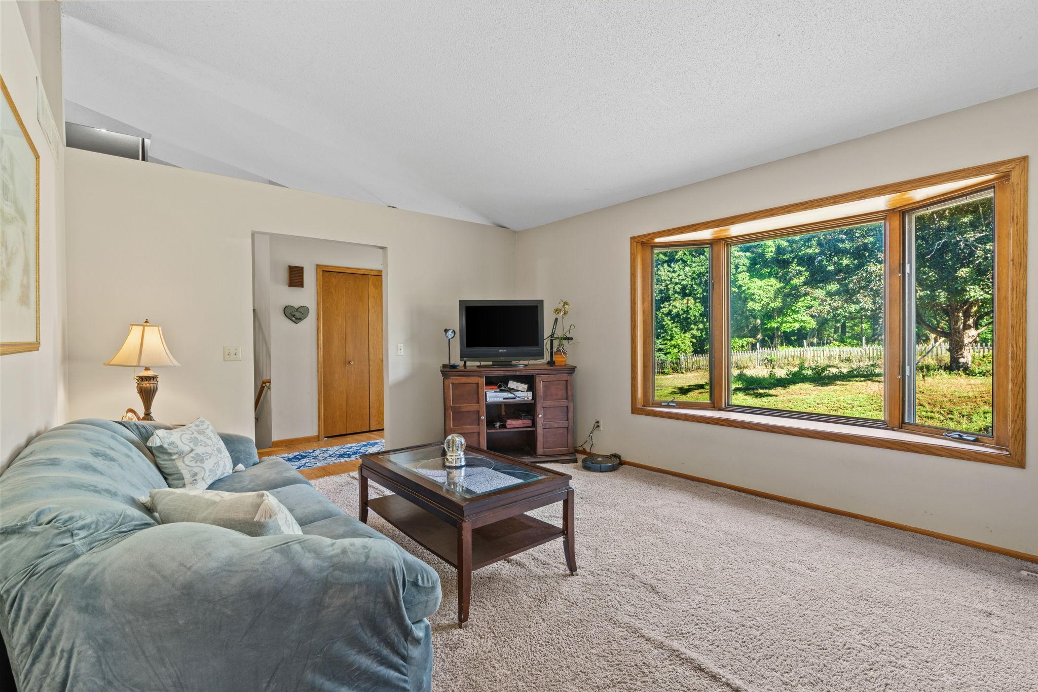 View of Residential at 17161 Shore Lane, Eden Prairie MN 55346, Eden Prairie (8 of 62) - Mike Wilen | Minnesota Team Real Estate