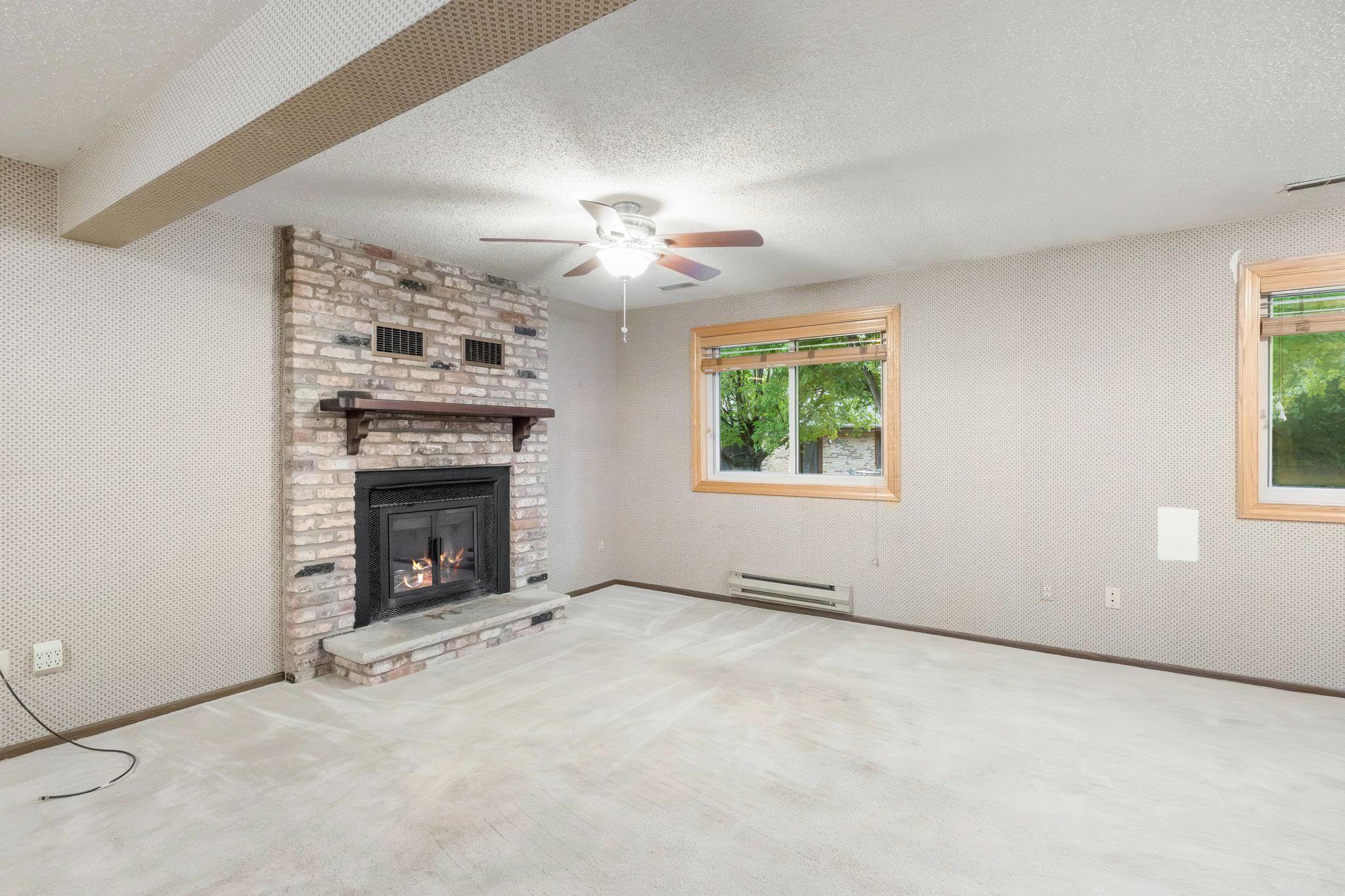 View of Residential at 13430 Pepperwood Circle, Minnetonka MN 55305, Minnetonka (29 of 38) - Mike Wilen | Minnesota Team Real Estate