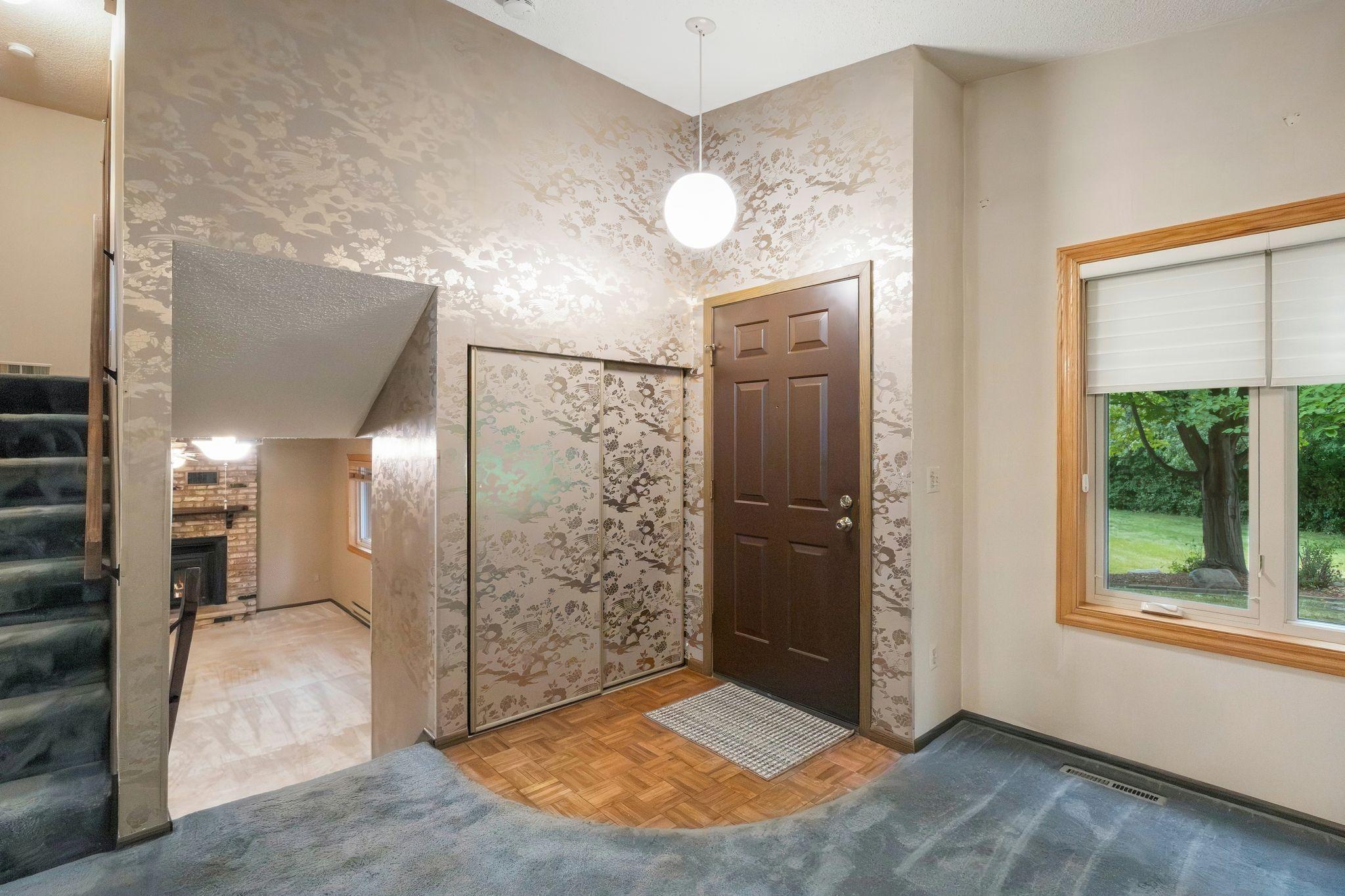 View of Residential at 13430 Pepperwood Circle, Minnetonka MN 55305, Minnetonka (27 of 38) - Mike Wilen | Minnesota Team Real Estate