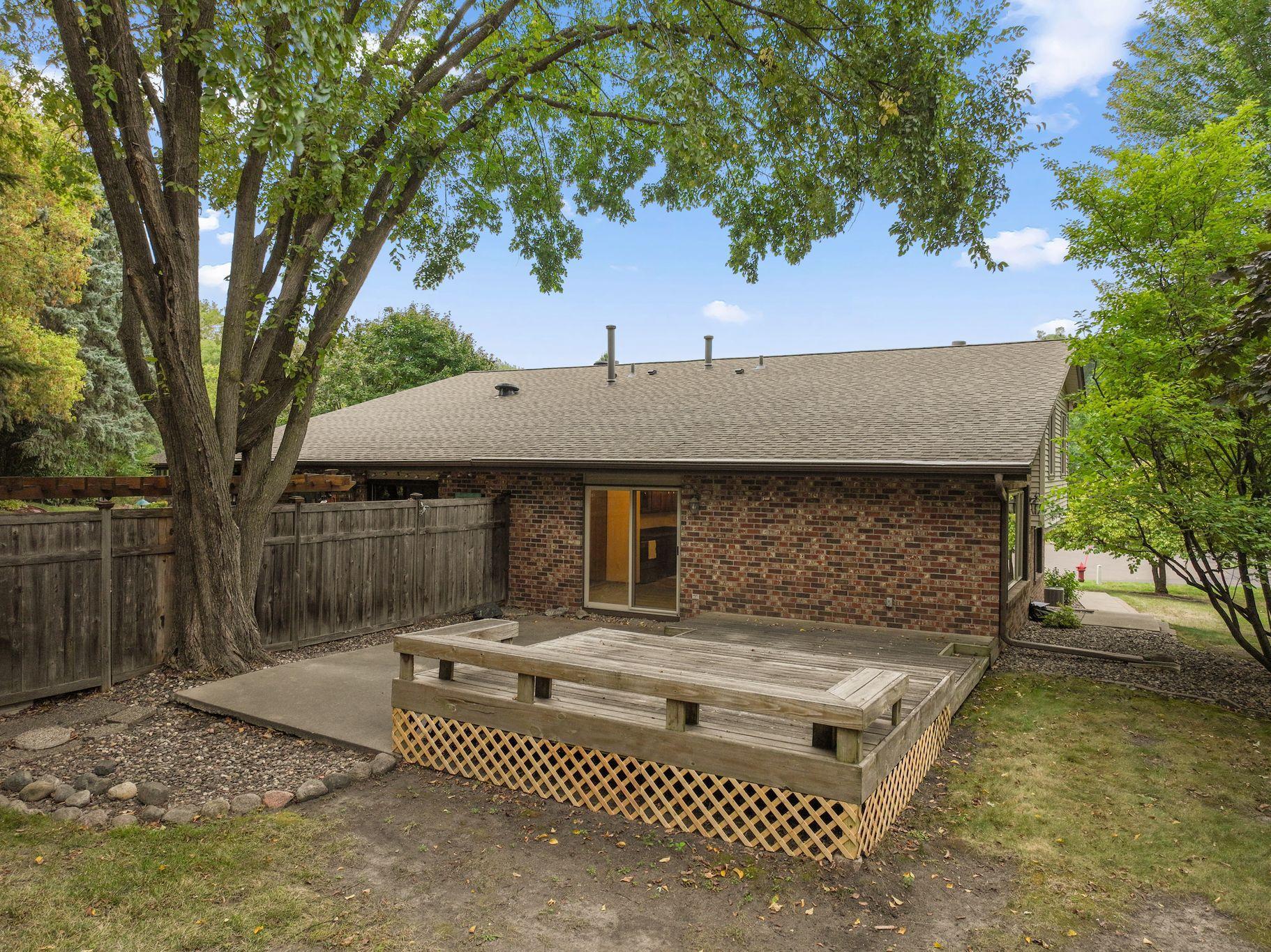 View of Residential at 13430 Pepperwood Circle, Minnetonka MN 55305, Minnetonka (13 of 38) - Mike Wilen | Minnesota Team Real Estate