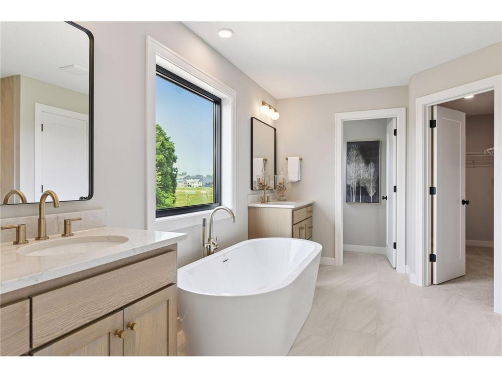 View of Residential at 3634 Knightsbridge Trail, Lake Elmo MN 55042, Lake Elmo (25 of 51) - Mike Wilen | Minnesota Team Real Estate