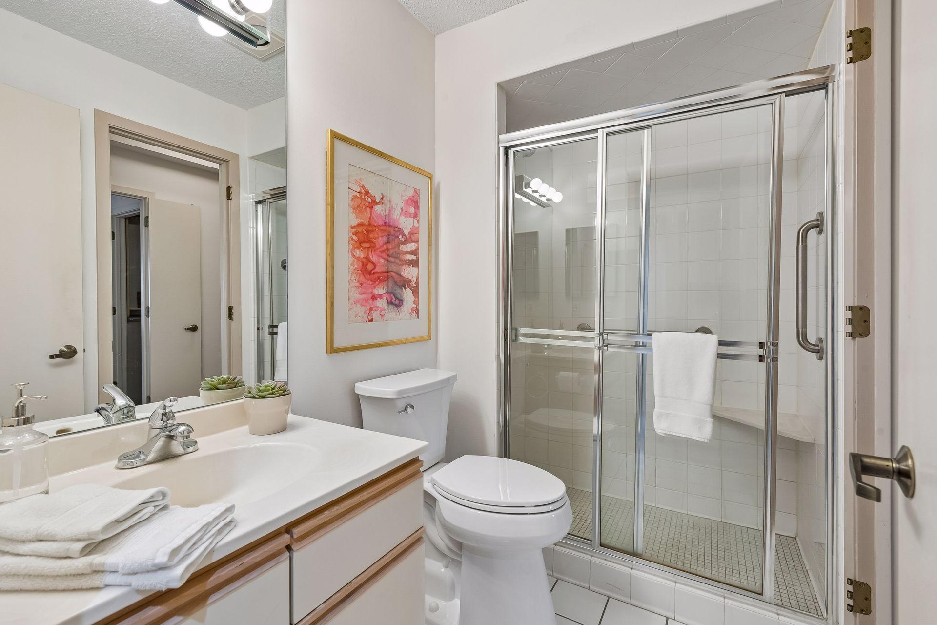View of Residential at 1201 Yale Place #403, Minneapolis MN 55403, Minneapolis (16 of 91) - Mike Wilen | Minnesota Team Real Estate