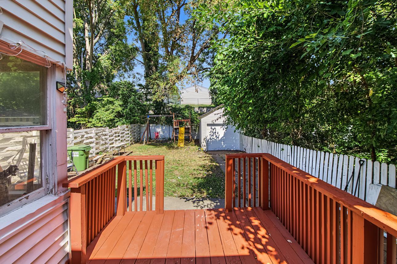 View of Residential at 351 Burgess Street, Saint Paul MN 55117, Saint Paul (28 of 30) - Mike Wilen | Minnesota Team Real Estate