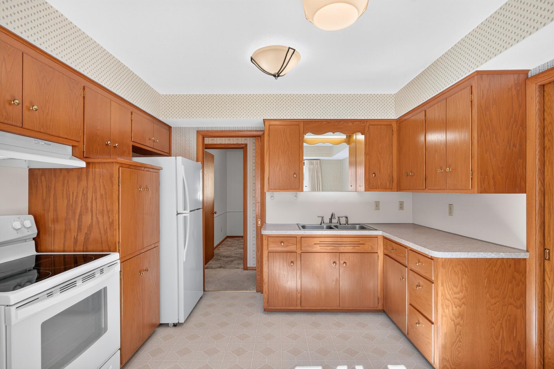 View of Residential at 600 Utah Avenue, Golden Valley MN 55426, Golden Valley (6 of 70) - Mike Wilen | Minnesota Team Real Estate