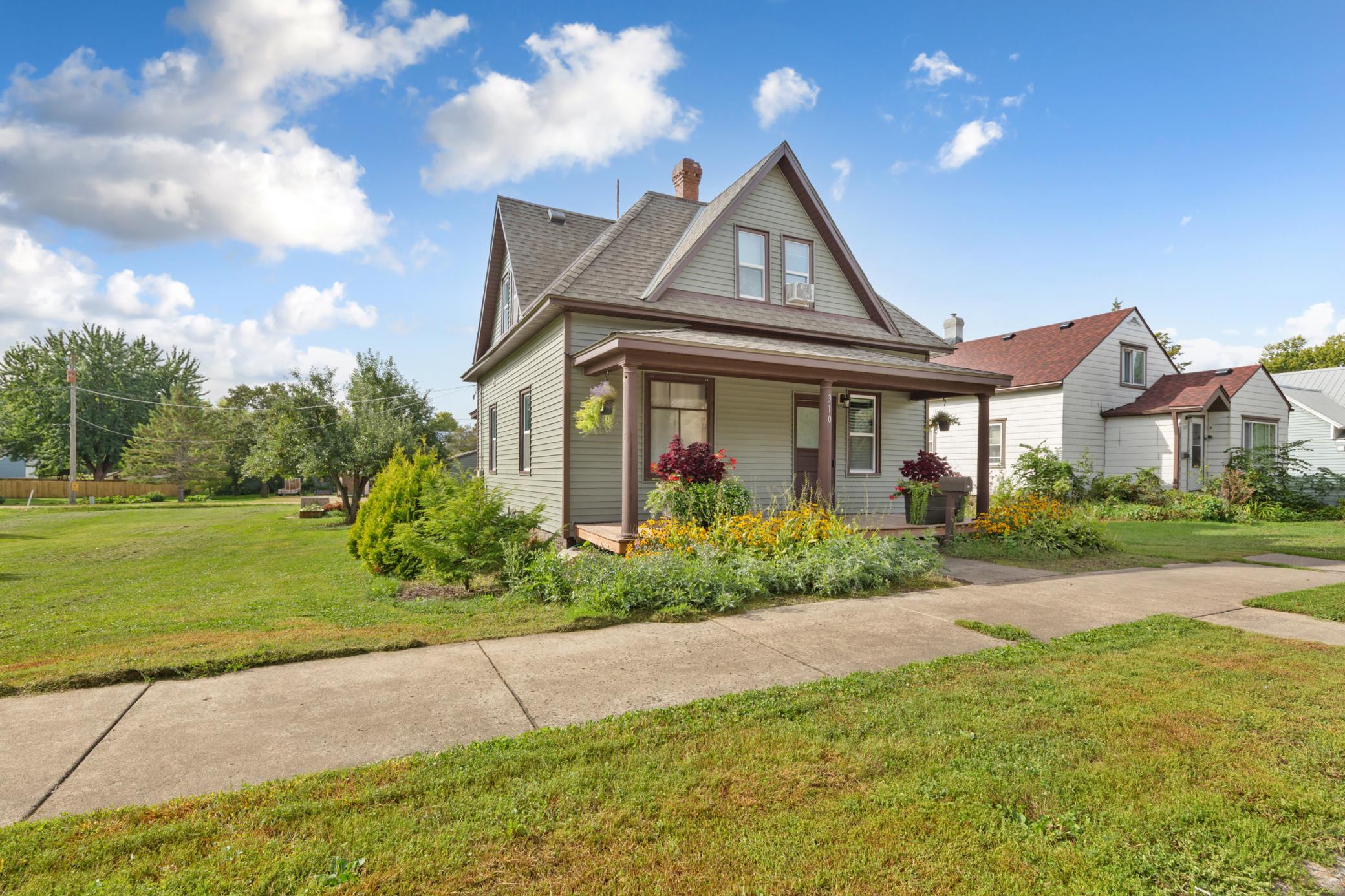 View of Residential at 310 Oak Avenue, Montgomery MN 56069, Montgomery (4 of 34) - Mike Wilen | Minnesota Team Real Estate