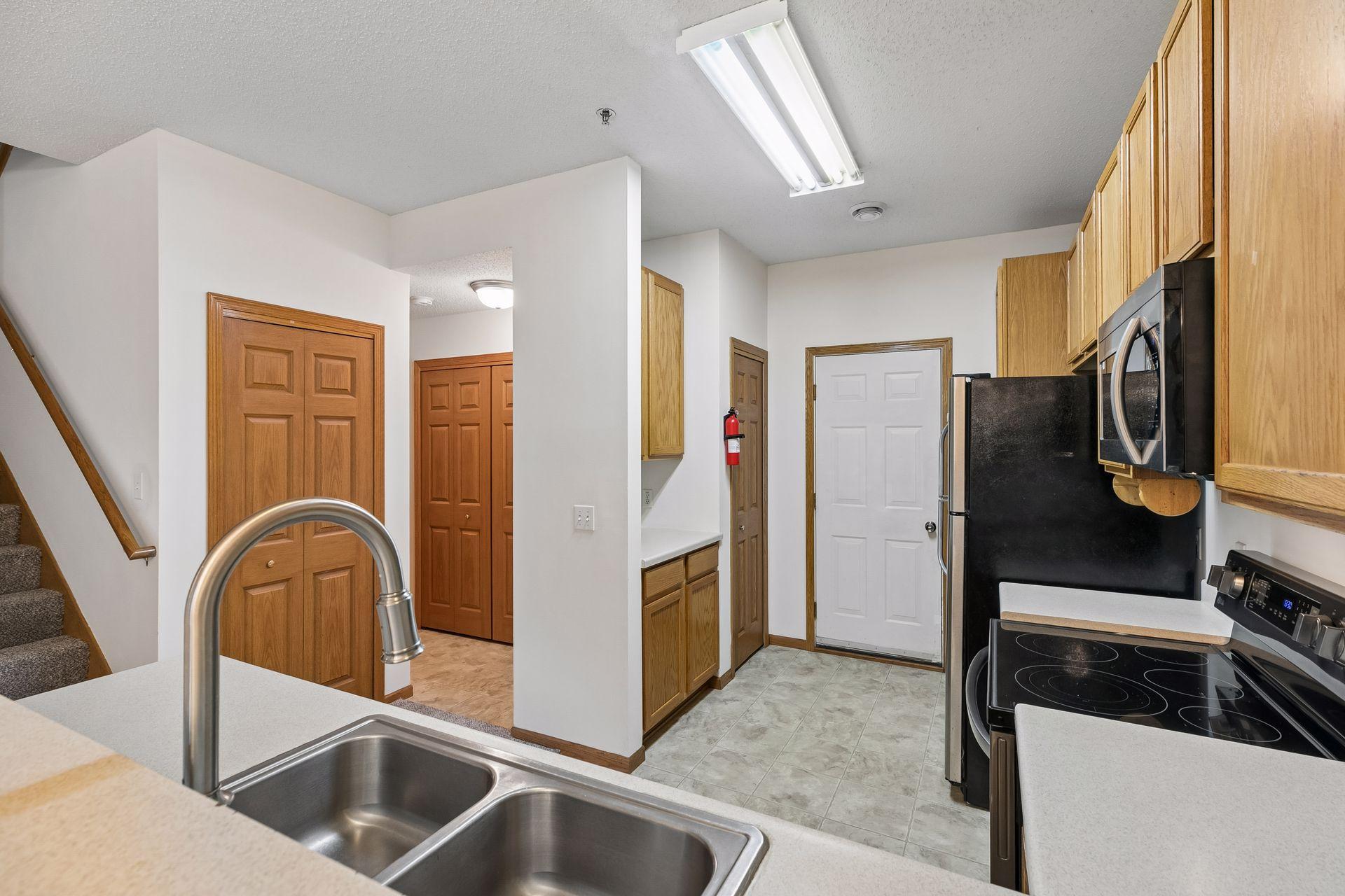 View of Residential at 11323 Chisholm Circle #D, Blaine MN 55449, Blaine (14 of 37) - Mike Wilen | Minnesota Team Real Estate