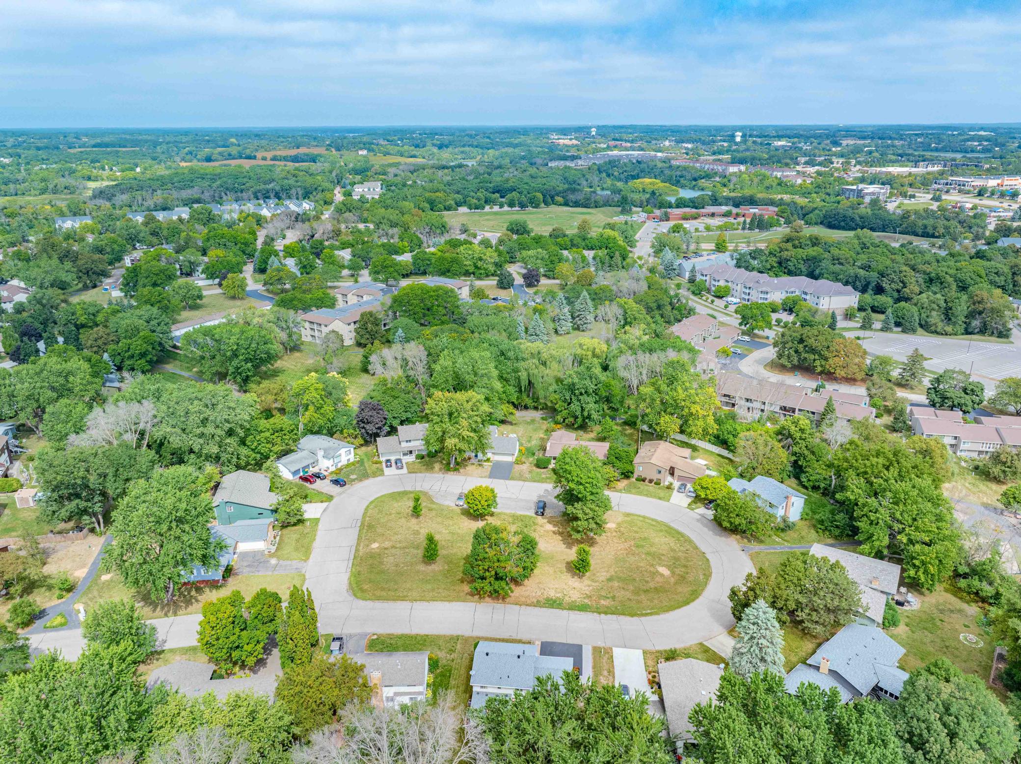 View of Residential at 110105 Arboretum Way, Chaska MN 55318, Chaska (50 of 61) - Mike Wilen | Minnesota Team Real Estate