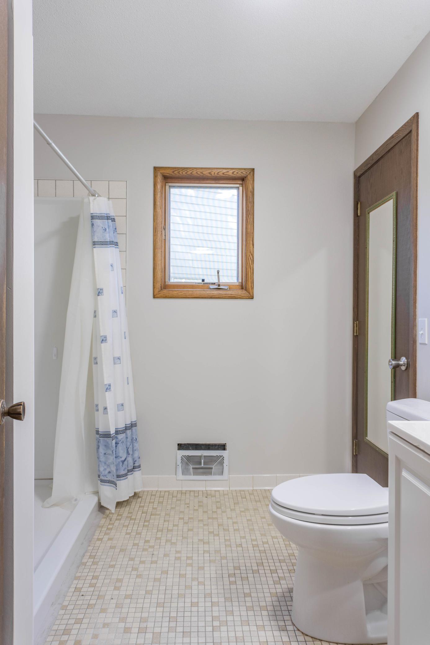 View of Residential at 110105 Arboretum Way, Chaska MN 55318, Chaska (24 of 61) - Mike Wilen | Minnesota Team Real Estate