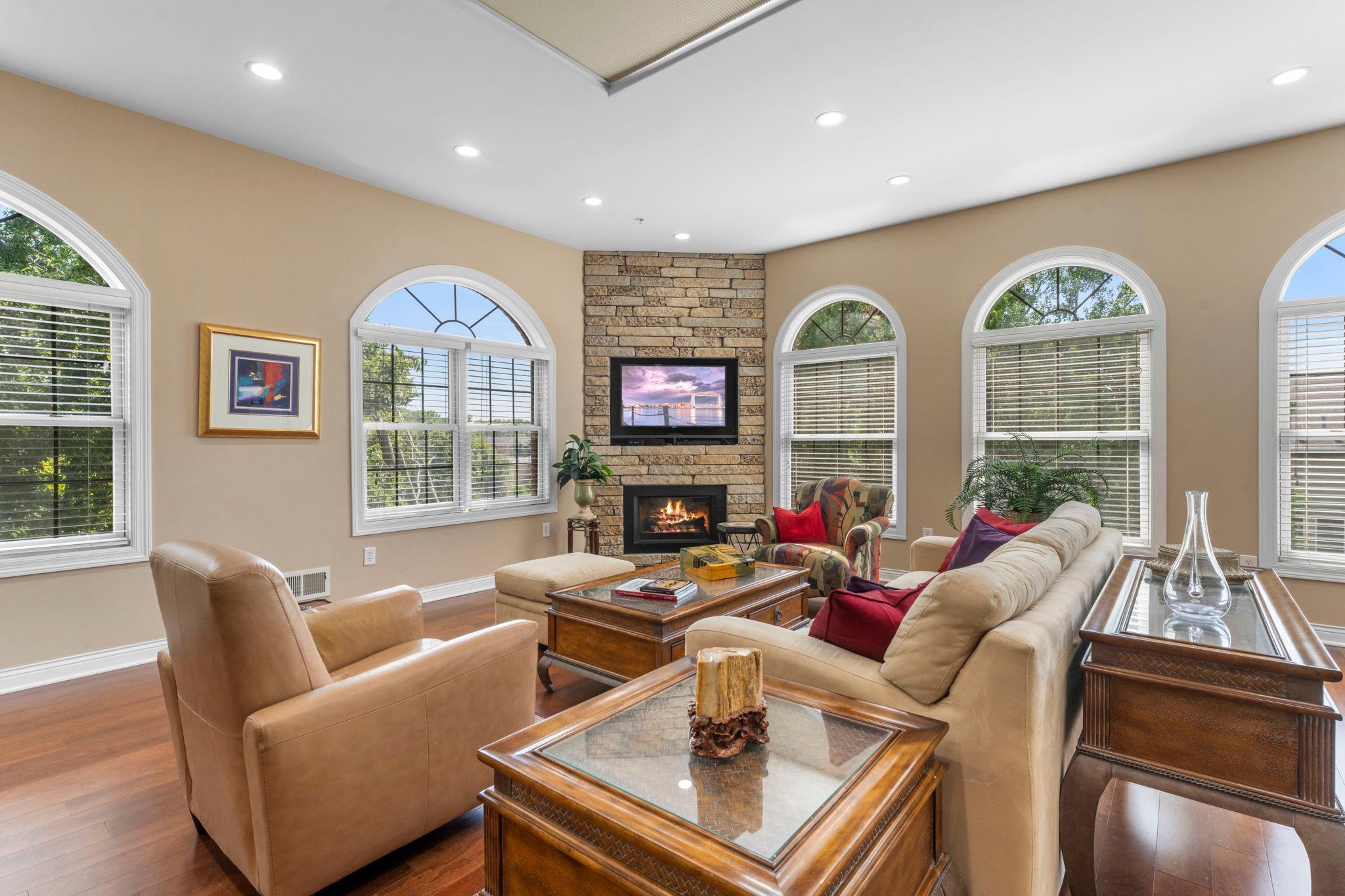 View of Residential at 3125 Inglewood Avenue #202, Saint Louis Park MN 55416, Saint Louis Park (4 of 38) - Mike Wilen | Minnesota Team Real Estate