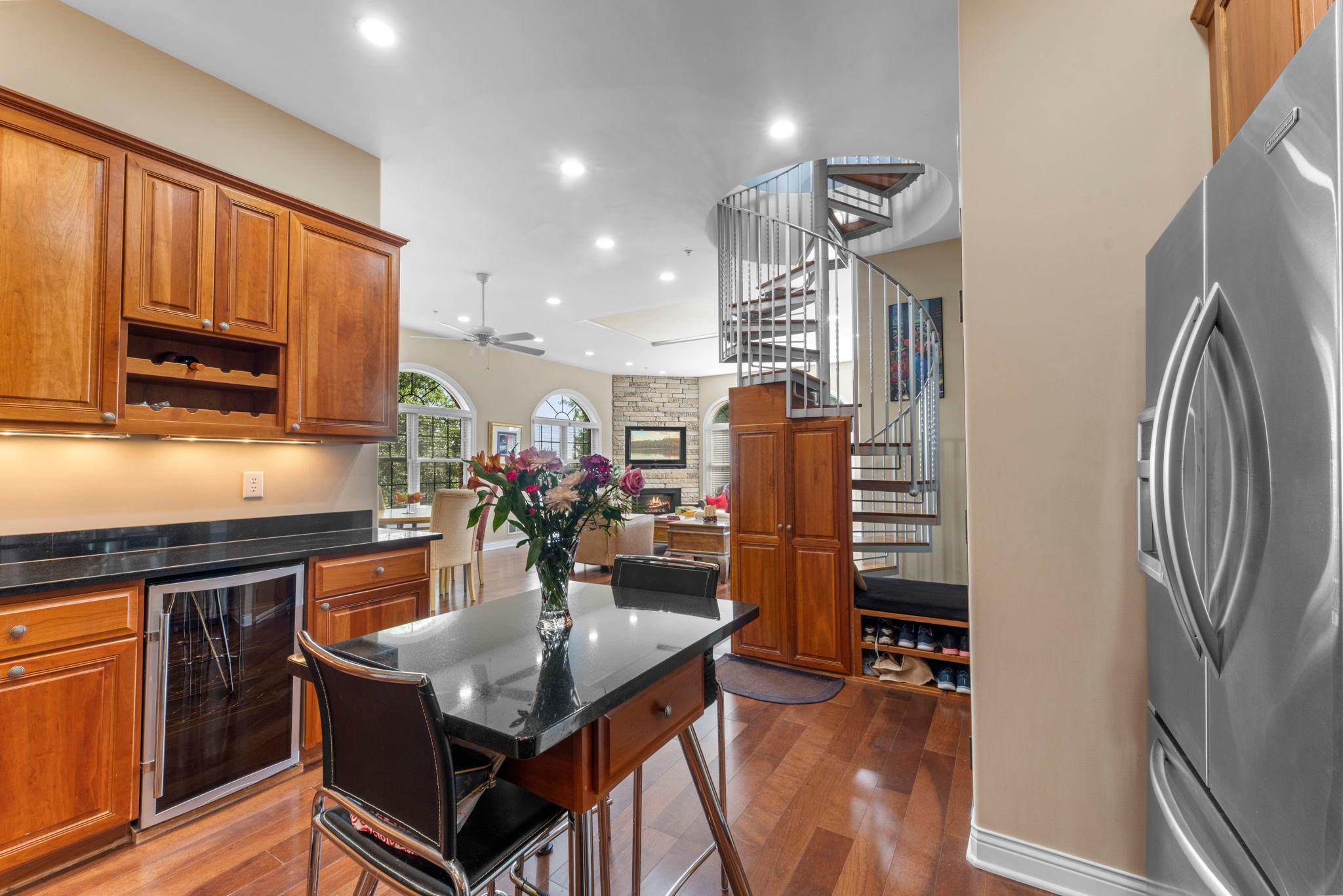 View of Residential at 3125 Inglewood Avenue #202, Saint Louis Park MN 55416, Saint Louis Park (16 of 38) - Mike Wilen | Minnesota Team Real Estate