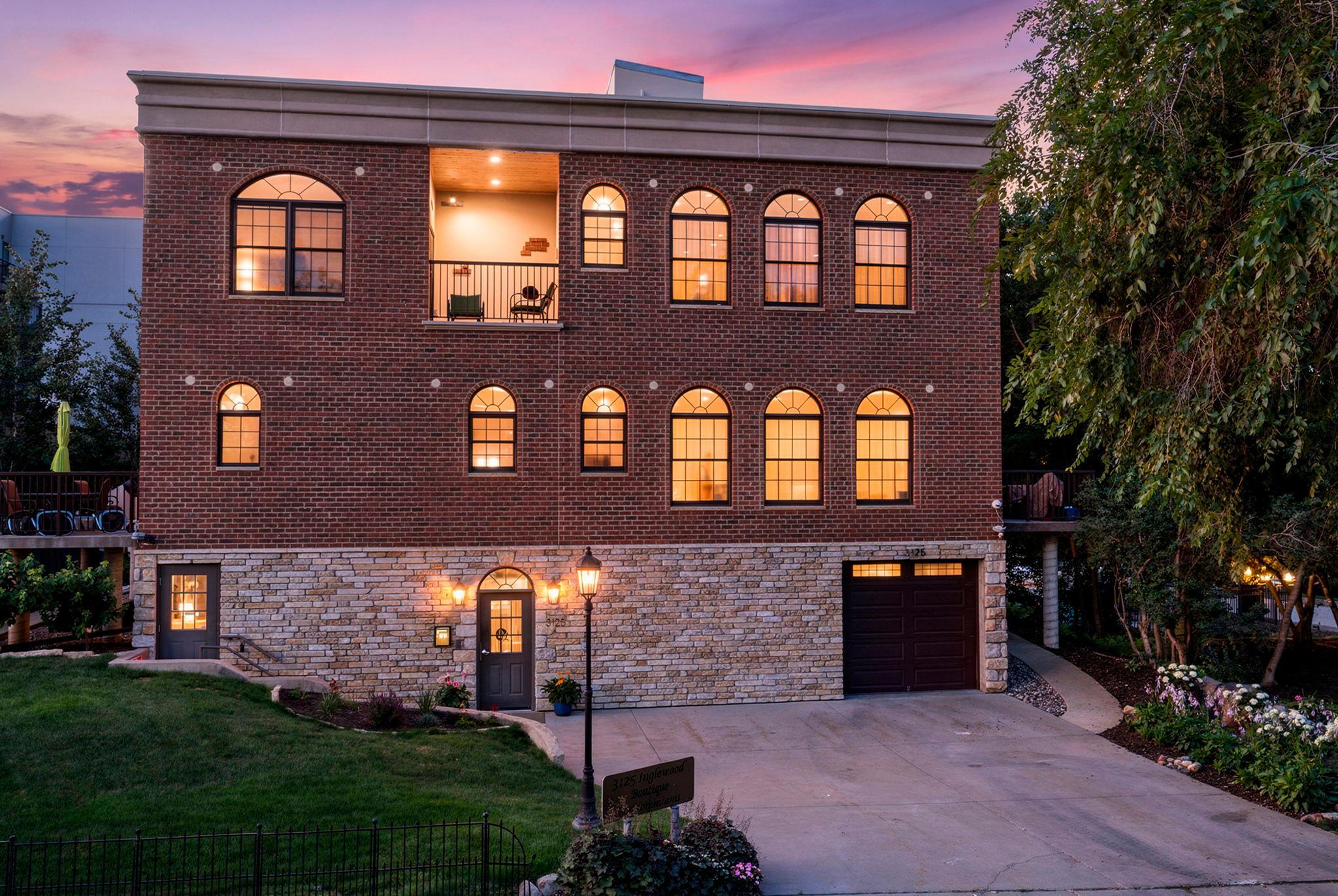 View of (CC) Low Rise (3- Levels) at 3125 Inglewood Avenue, Saint Louis Park - Mike Wilen | Minnesota Team Real Estate