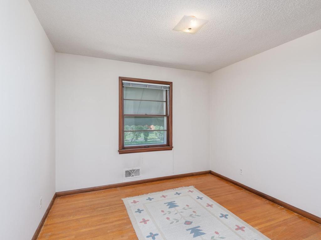 View of Residential at 6314 Vincent Avenue, Richfield MN 55423, Richfield (18 of 29) - Mike Wilen | Minnesota Team Real Estate