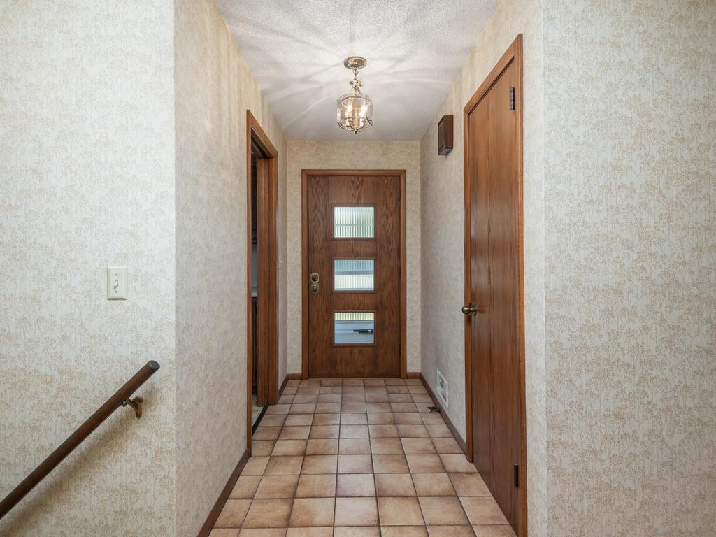 View of Residential at 6314 Vincent Avenue, Richfield MN 55423, Richfield (15 of 29) - Mike Wilen | Minnesota Team Real Estate