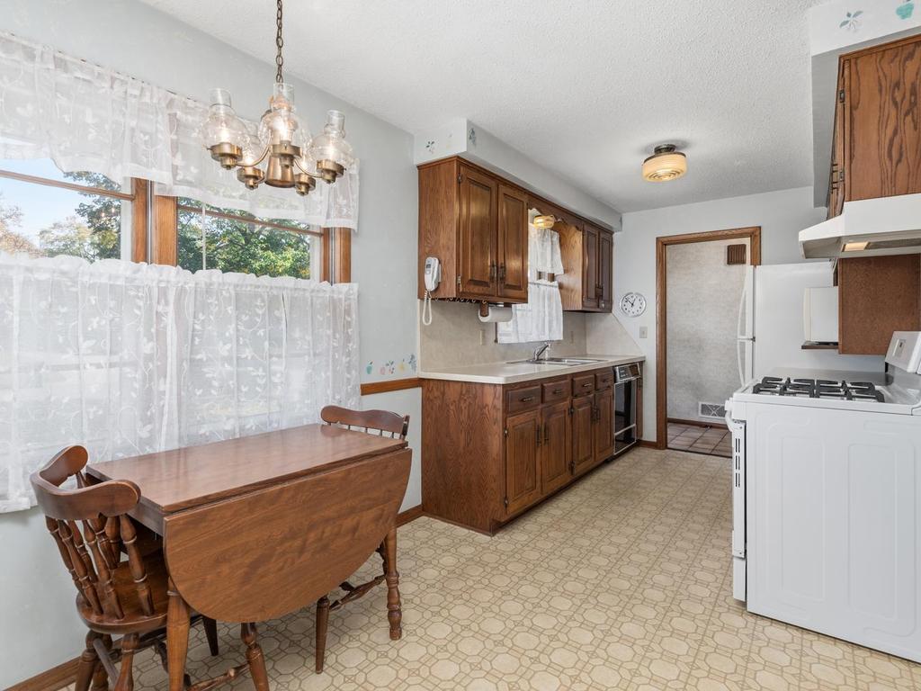 View of Residential at 6314 Vincent Avenue, Richfield MN 55423, Richfield (8 of 29) - Mike Wilen | Minnesota Team Real Estate