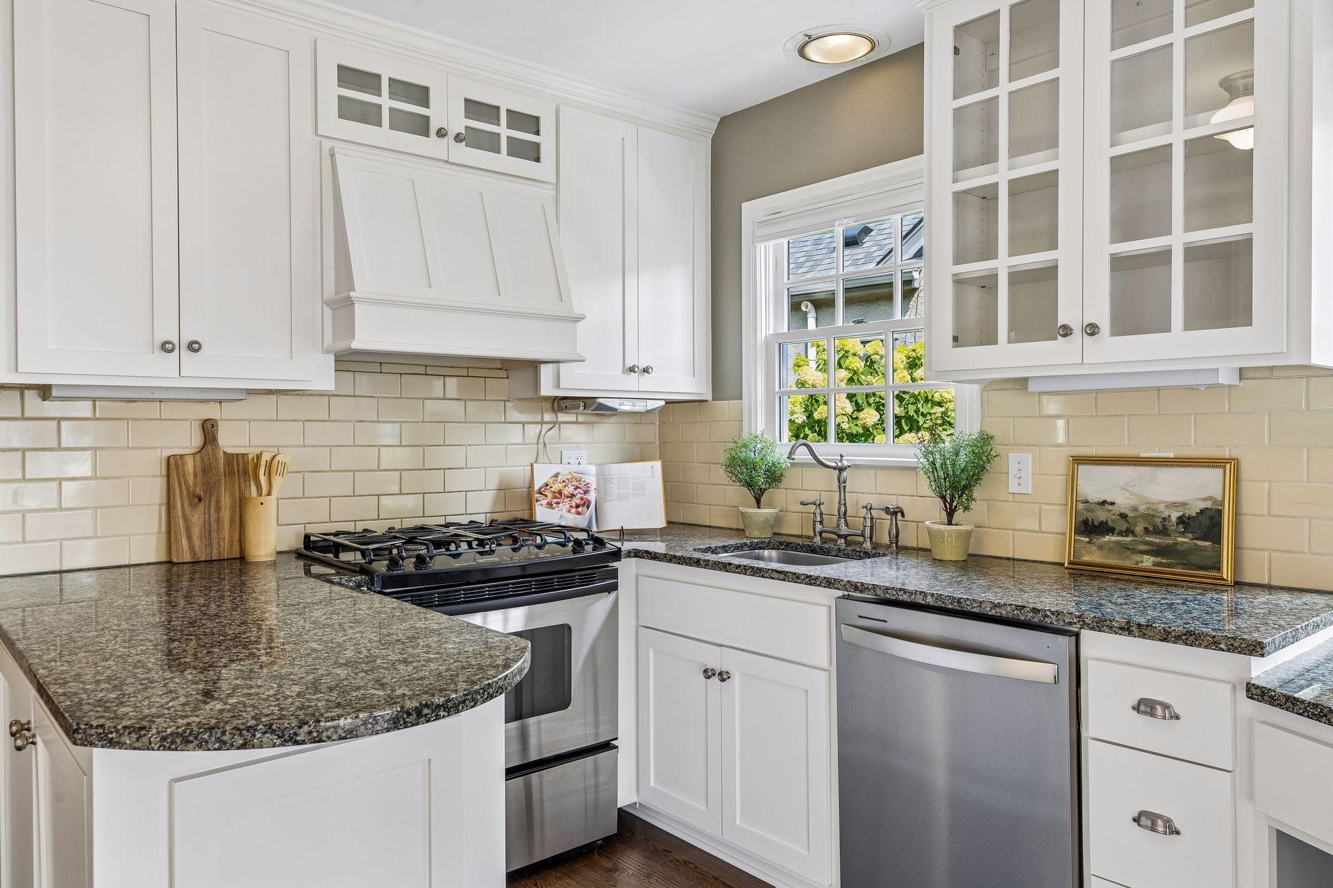 View of Residential at 1970 Norfolk Avenue, Saint Paul MN 55116, Saint Paul (12 of 44) - Mike Wilen | Minnesota Team Real Estate