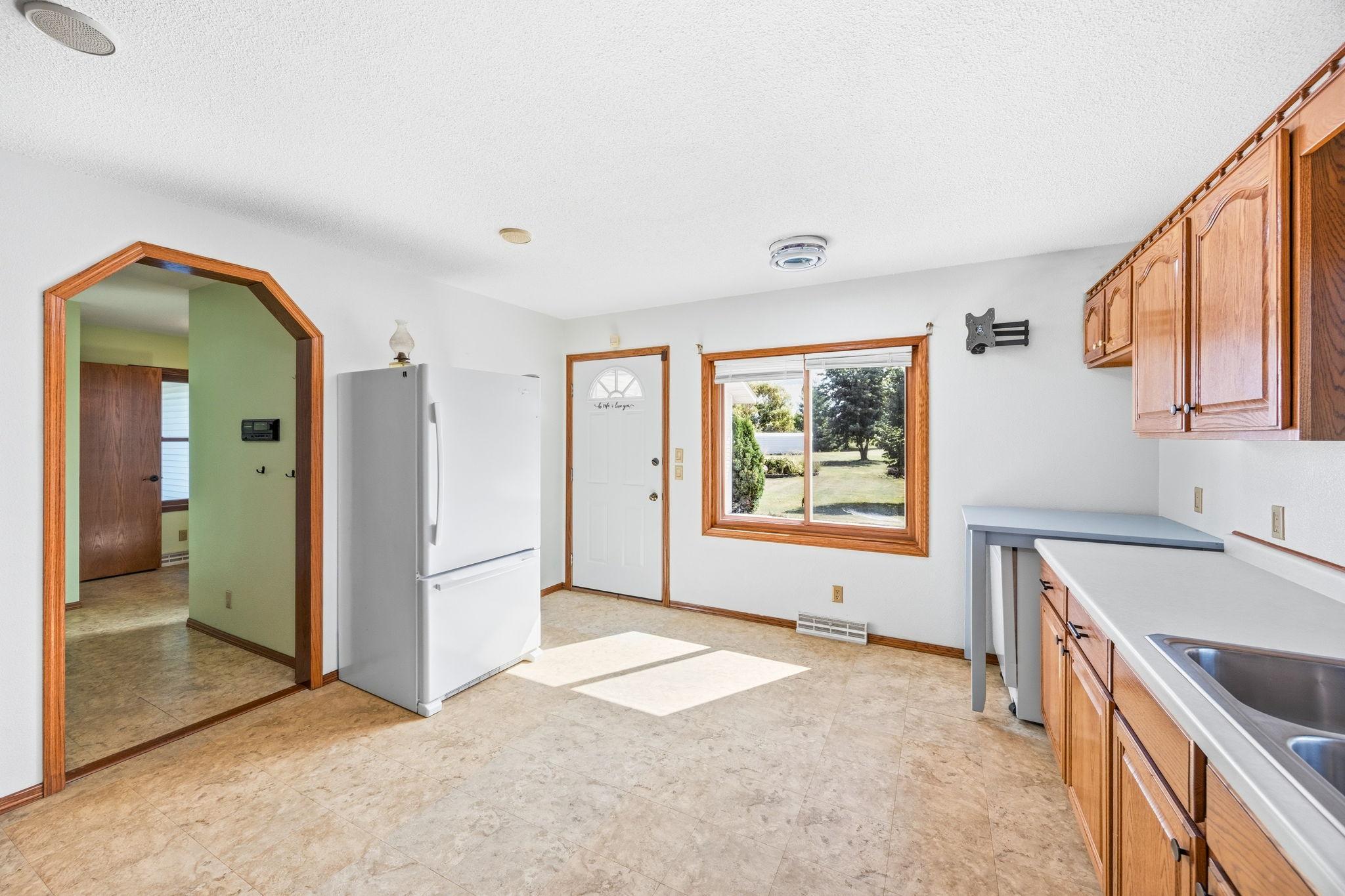 View of Residential at 2048 Division Street, Buffalo MN 55313, Buffalo (5 of 30) - Mike Wilen | Minnesota Team Real Estate