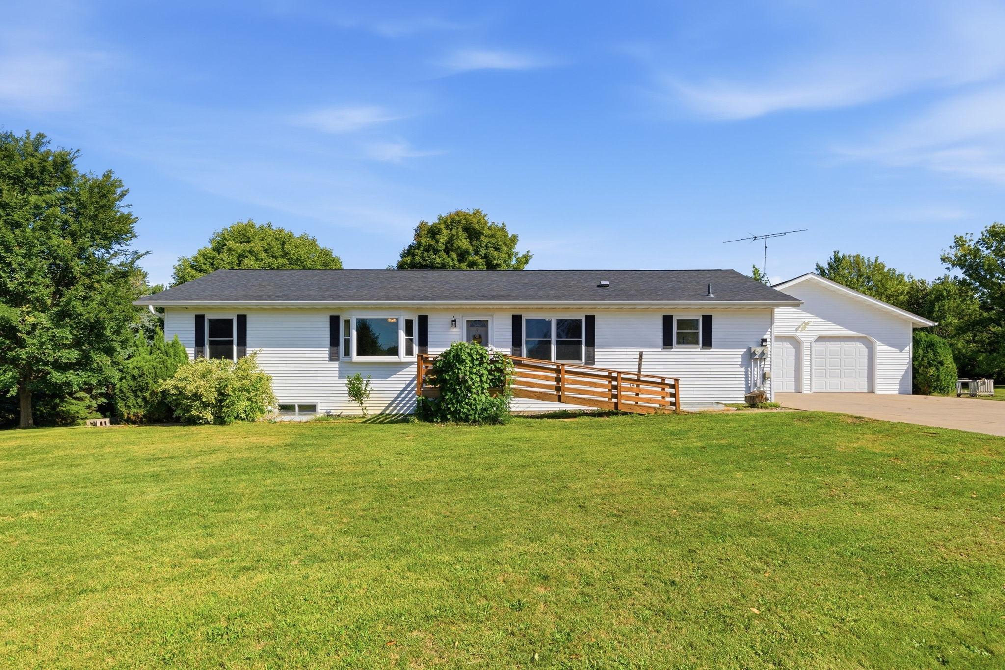 View of Single Family at 2048 Division Street, Buffalo - Mike Wilen | Minnesota Team Real Estate