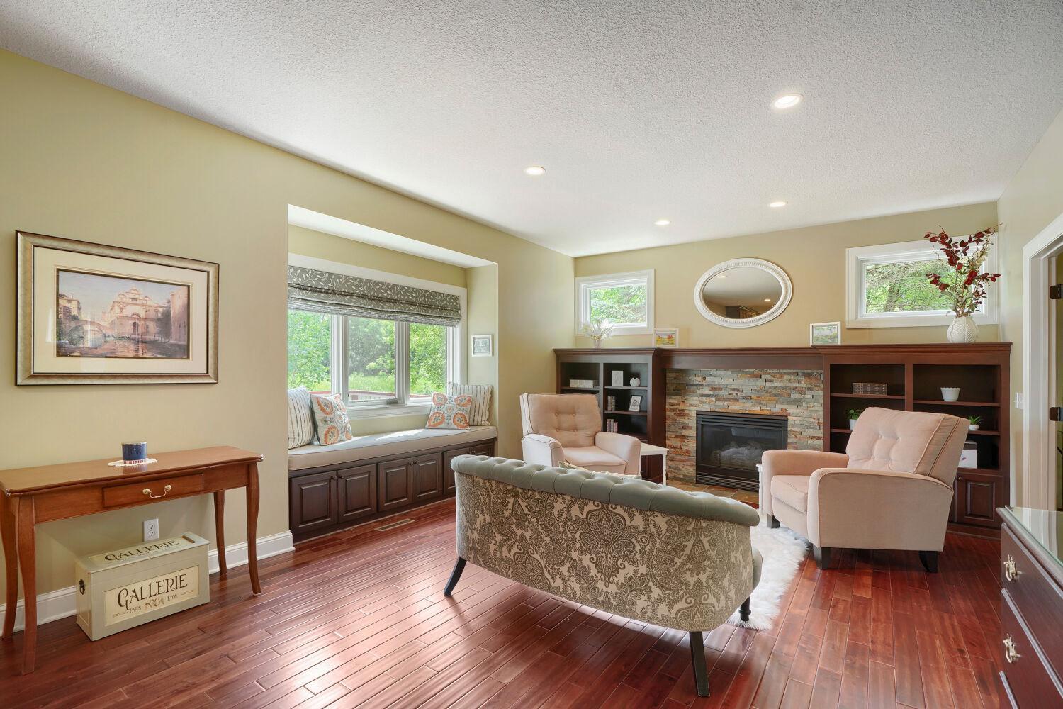 View of Residential at 17141 Jefferson Court, Lakeville MN 55044, Lakeville (13 of 43) - Mike Wilen | Minnesota Team Real Estate