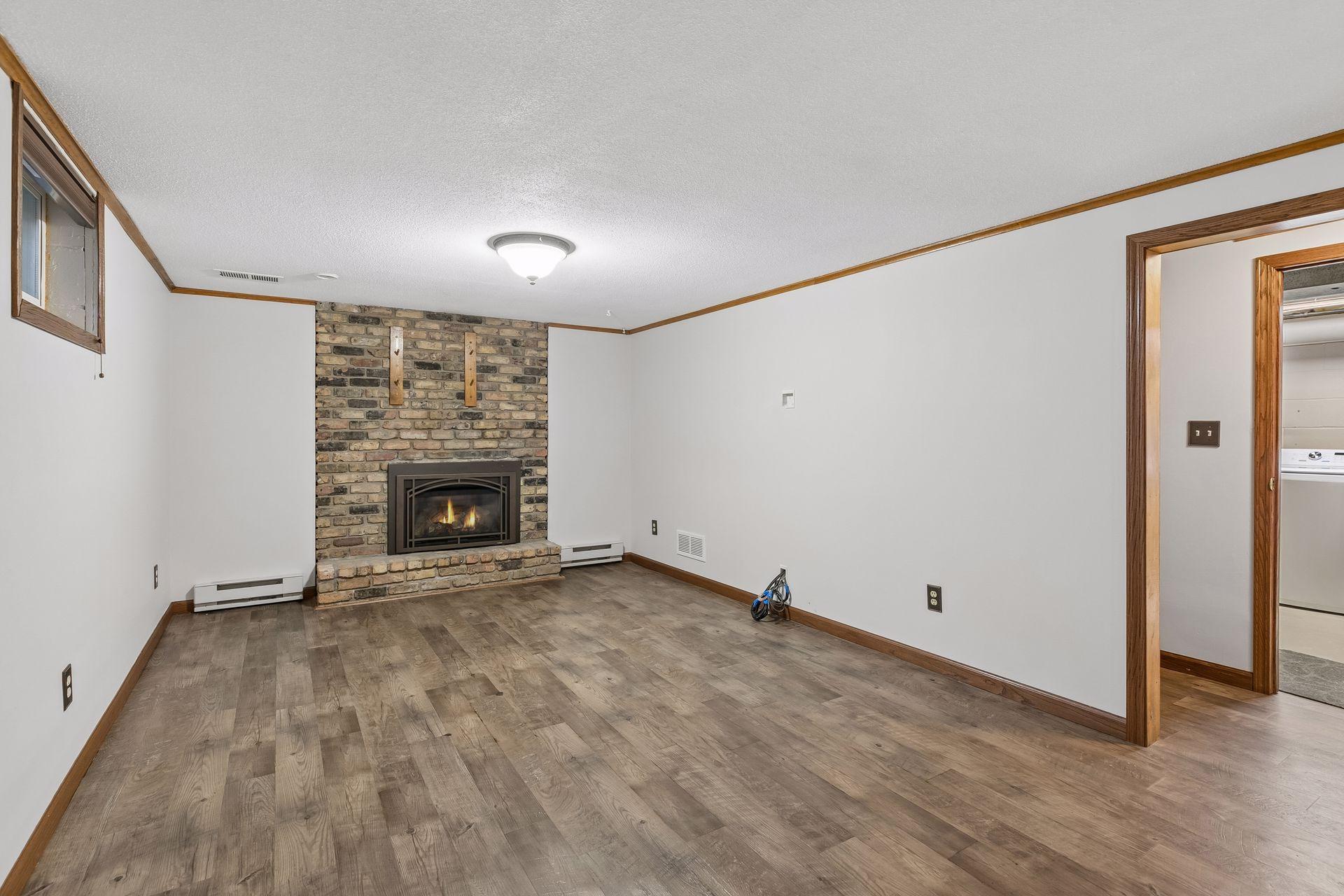 View of Residential at 18910 Harrogate Drive, Eden Prairie MN 55346, Eden Prairie (25 of 44) - Mike Wilen | Minnesota Team Real Estate