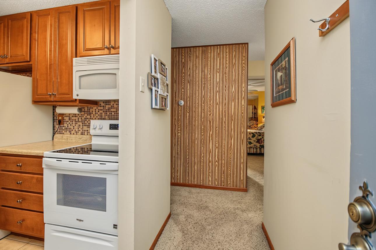 View of Residential at 3421 Kent Street #407, Shoreview MN 55126, Shoreview (20 of 33) - Mike Wilen | Minnesota Team Real Estate