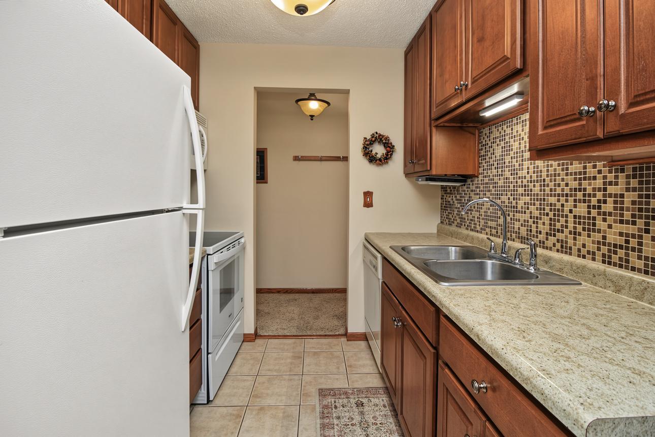 View of Residential at 3421 Kent Street #407, Shoreview MN 55126, Shoreview (8 of 33) - Mike Wilen | Minnesota Team Real Estate
