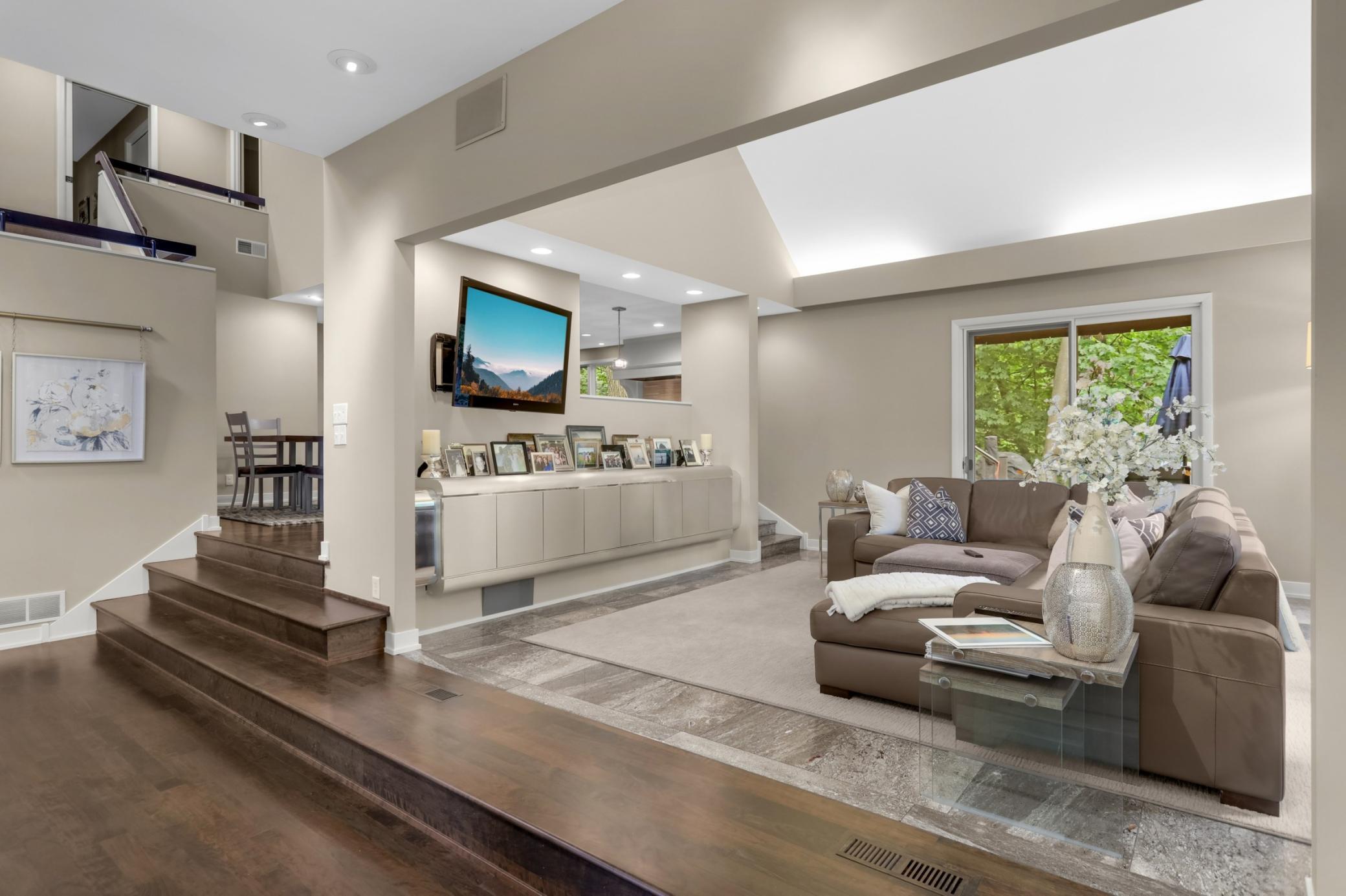 View of Residential at 694 Maple Park Drive, Mendota Heights MN 55118, Mendota Heights (12 of 43) - Mike Wilen | Minnesota Team Real Estate