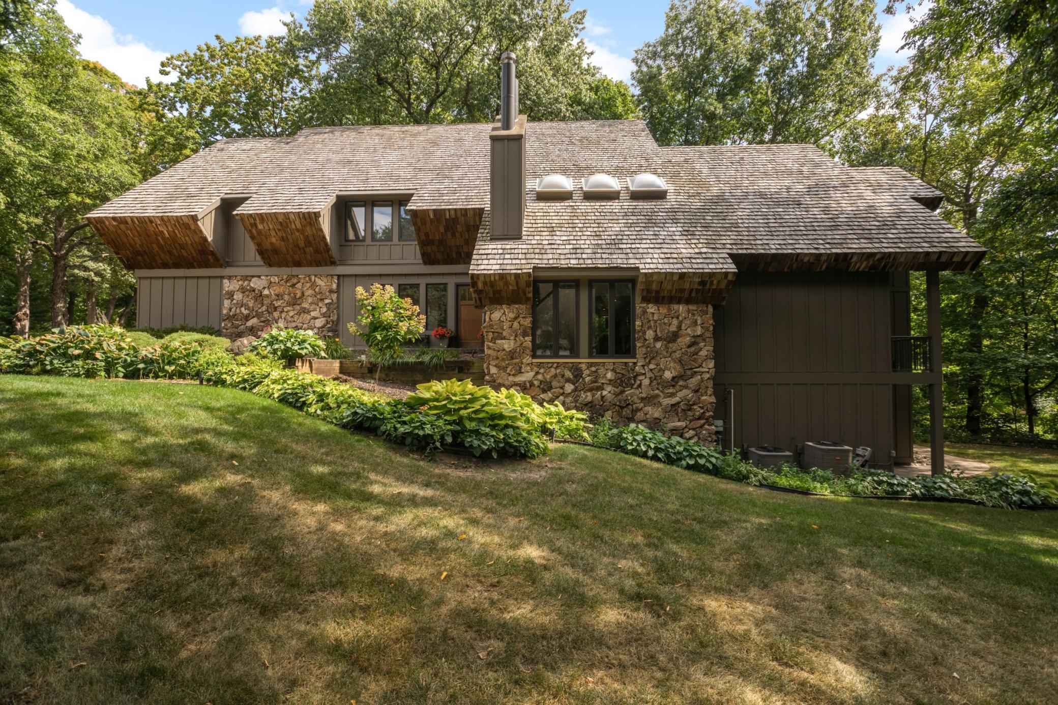 View of Residential at 694 Maple Park Drive, Mendota Heights MN 55118, Mendota Heights (41 of 43) - Mike Wilen | Minnesota Team Real Estate