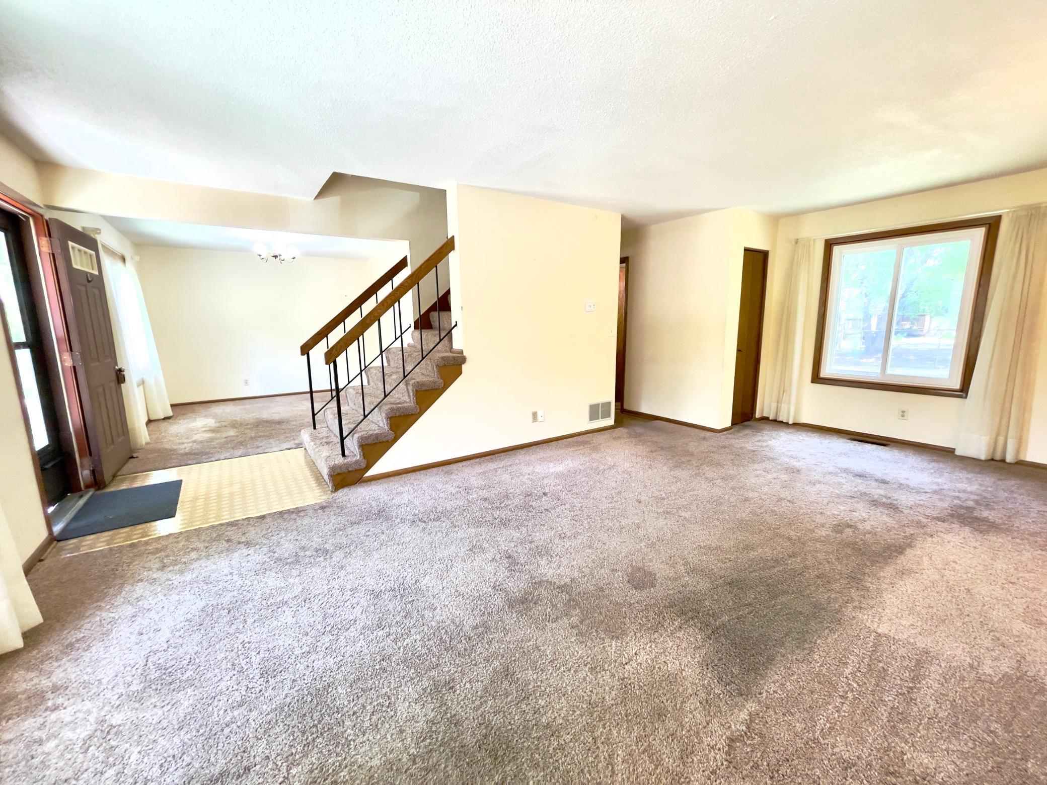 View of Residential at 3235 Hamlet Drive, Woodbury MN 55125, Woodbury (8 of 31) - Mike Wilen | Minnesota Team Real Estate