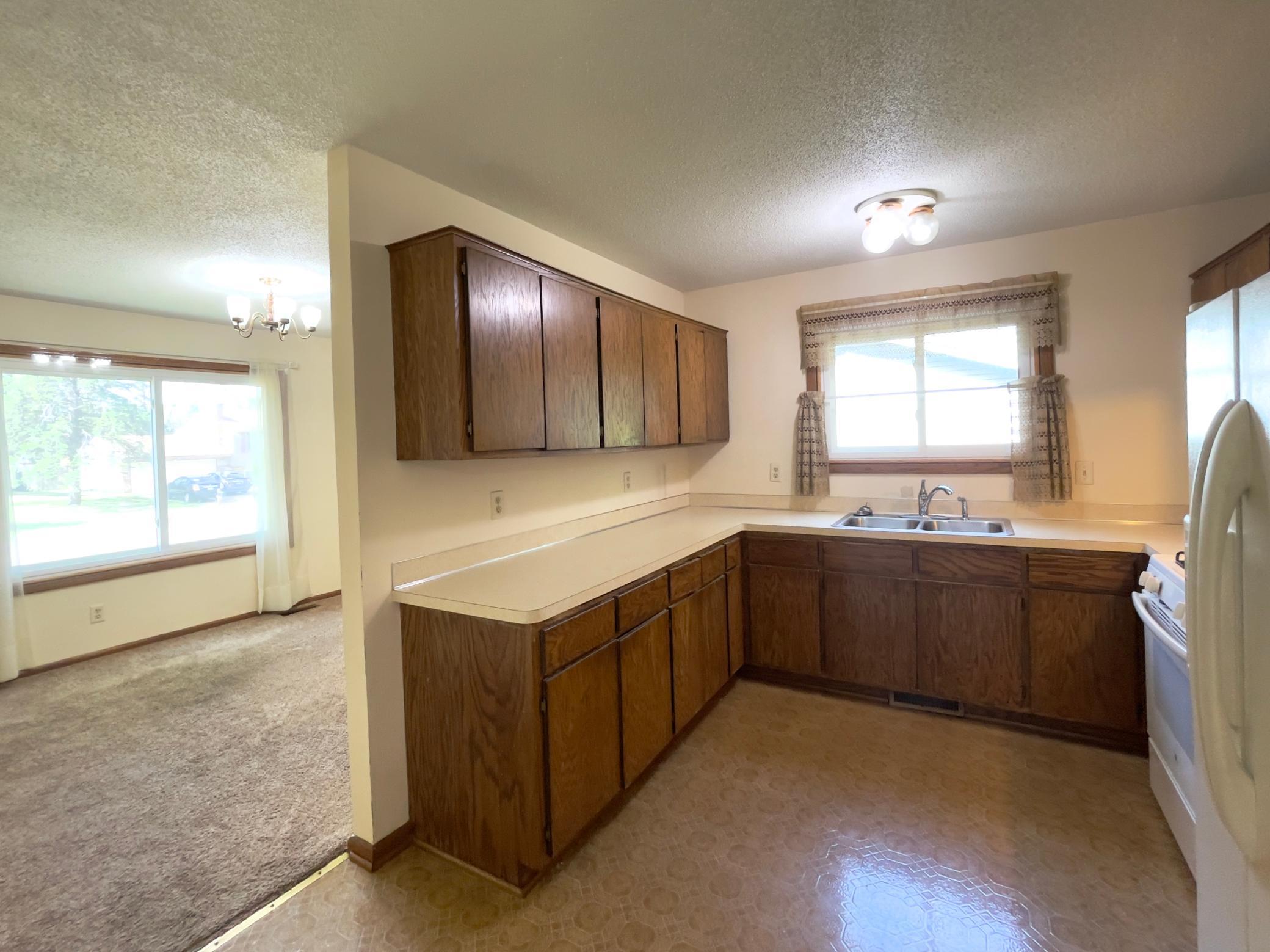 View of Residential at 3235 Hamlet Drive, Woodbury MN 55125, Woodbury (12 of 31) - Mike Wilen | Minnesota Team Real Estate
