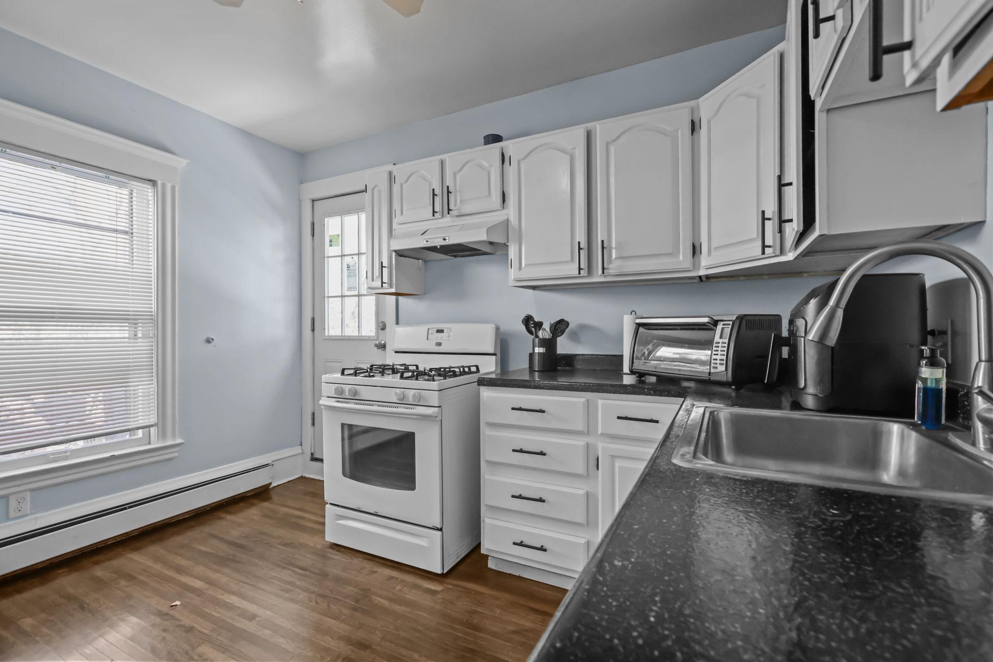 View of Residential Income at 2209 Aldrich Avenue, Minneapolis MN 55405, Minneapolis (21 of 28) - Mike Wilen | Minnesota Team Real Estate