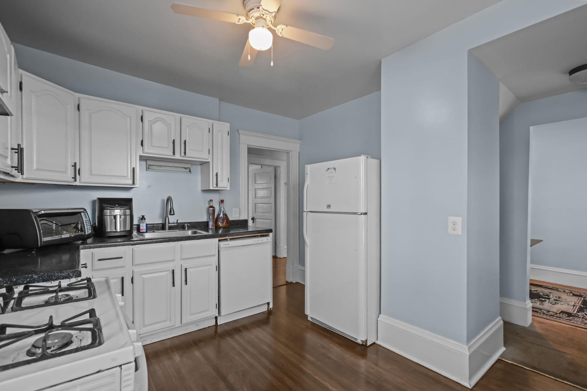 View of Residential Income at 2209 Aldrich Avenue, Minneapolis MN 55405, Minneapolis (22 of 28) - Mike Wilen | Minnesota Team Real Estate
