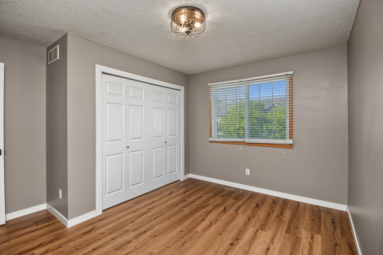 View of Residential at 1944 Mockingbird Avenue, Shakopee MN 55379, Shakopee (25 of 28) - Mike Wilen | Minnesota Team Real Estate