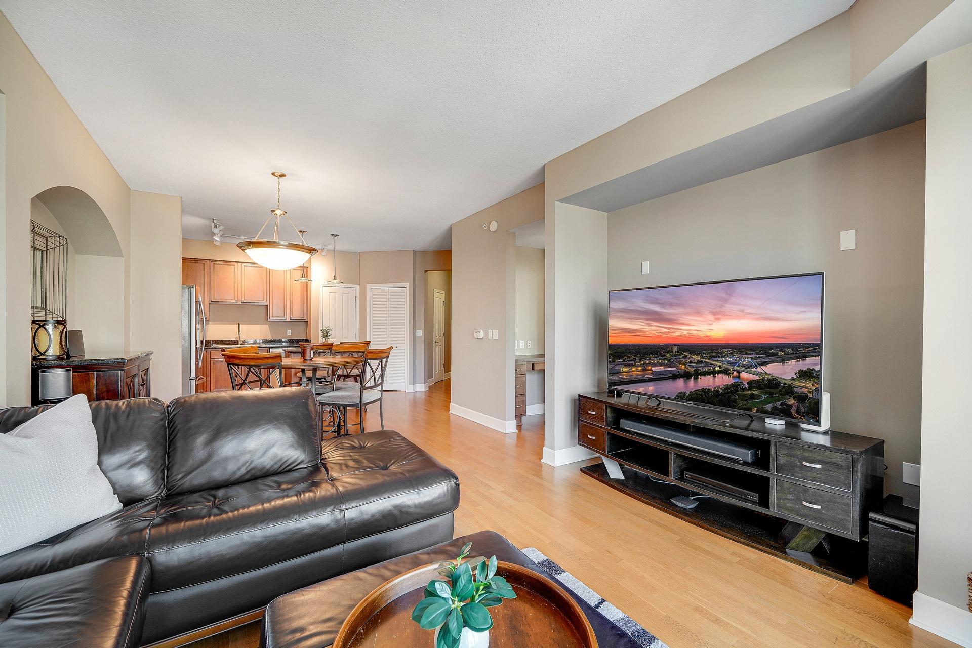 View of Residential at 500 Grant Street #709, Minneapolis MN 55404, Minneapolis (3 of 33) - Mike Wilen | Minnesota Team Real Estate