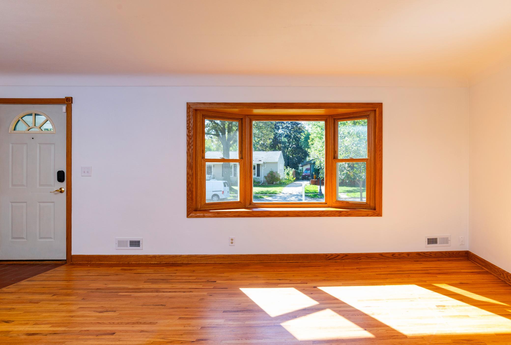 View of Residential at 2025 Field Avenue, Saint Paul MN 55116, Saint Paul (15 of 29) - Mike Wilen | Minnesota Team Real Estate