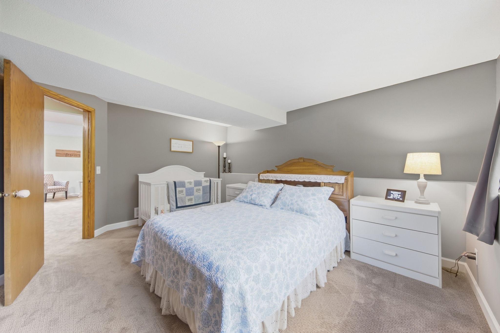 View of Residential at 9235 Hyland Creek Road, Bloomington MN 55437, Bloomington (33 of 46) - Mike Wilen | Minnesota Team Real Estate