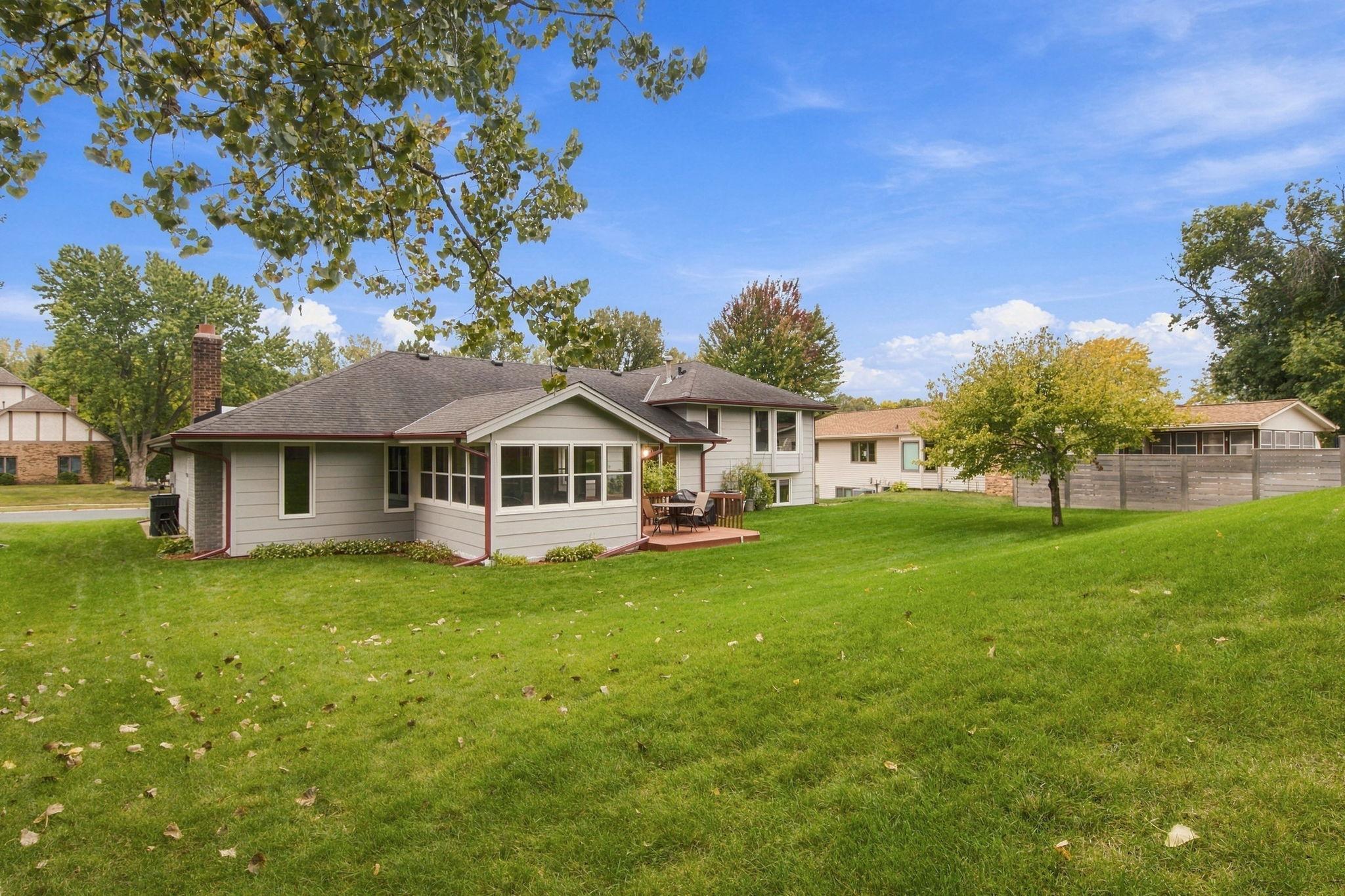 View of Residential at 9235 Hyland Creek Road, Bloomington MN 55437, Bloomington (38 of 46) - Mike Wilen | Minnesota Team Real Estate