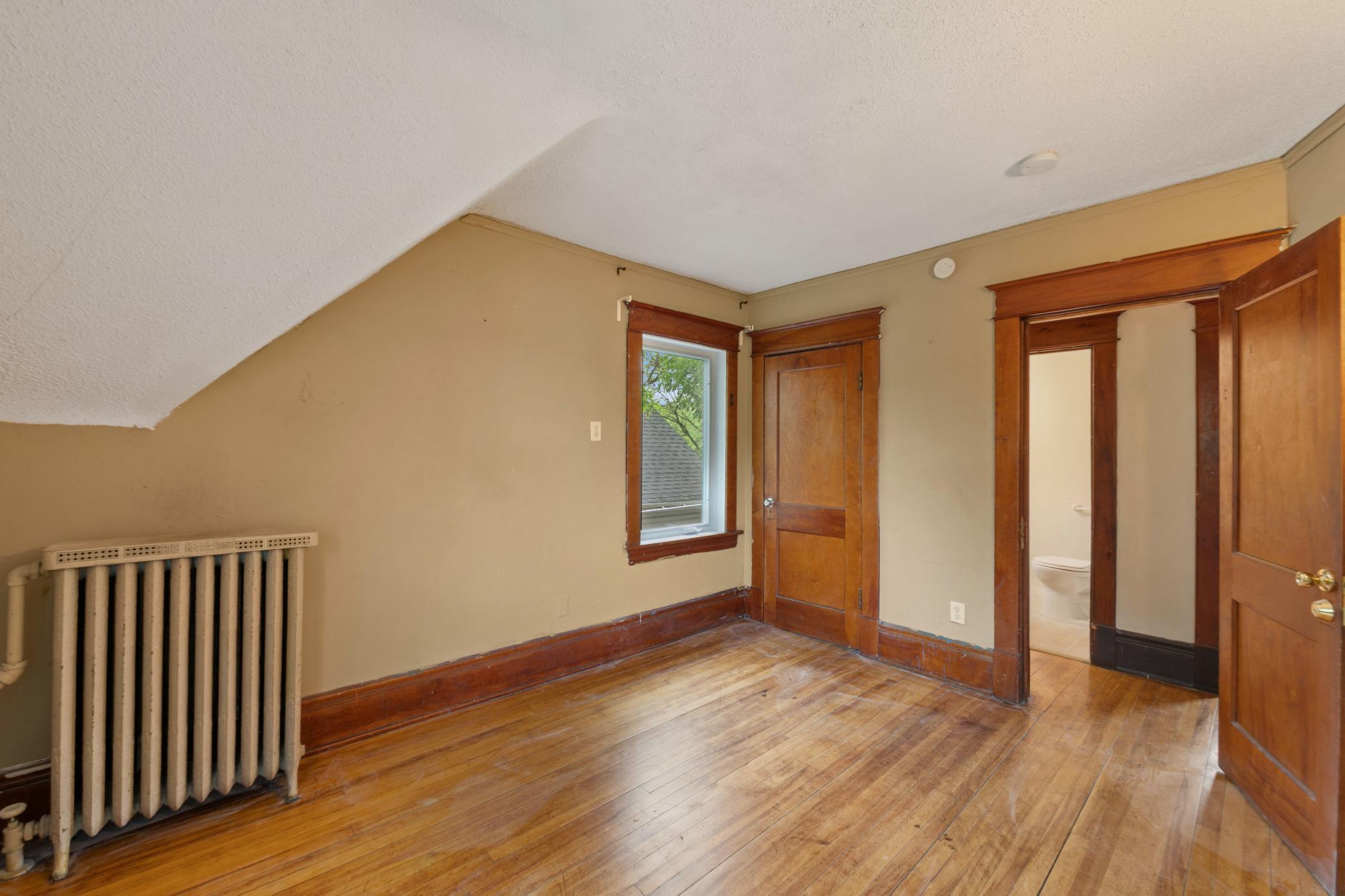 View of Residential at 985 5th Street, Saint Paul MN 55106, Saint Paul (16 of 26) - Mike Wilen | Minnesota Team Real Estate