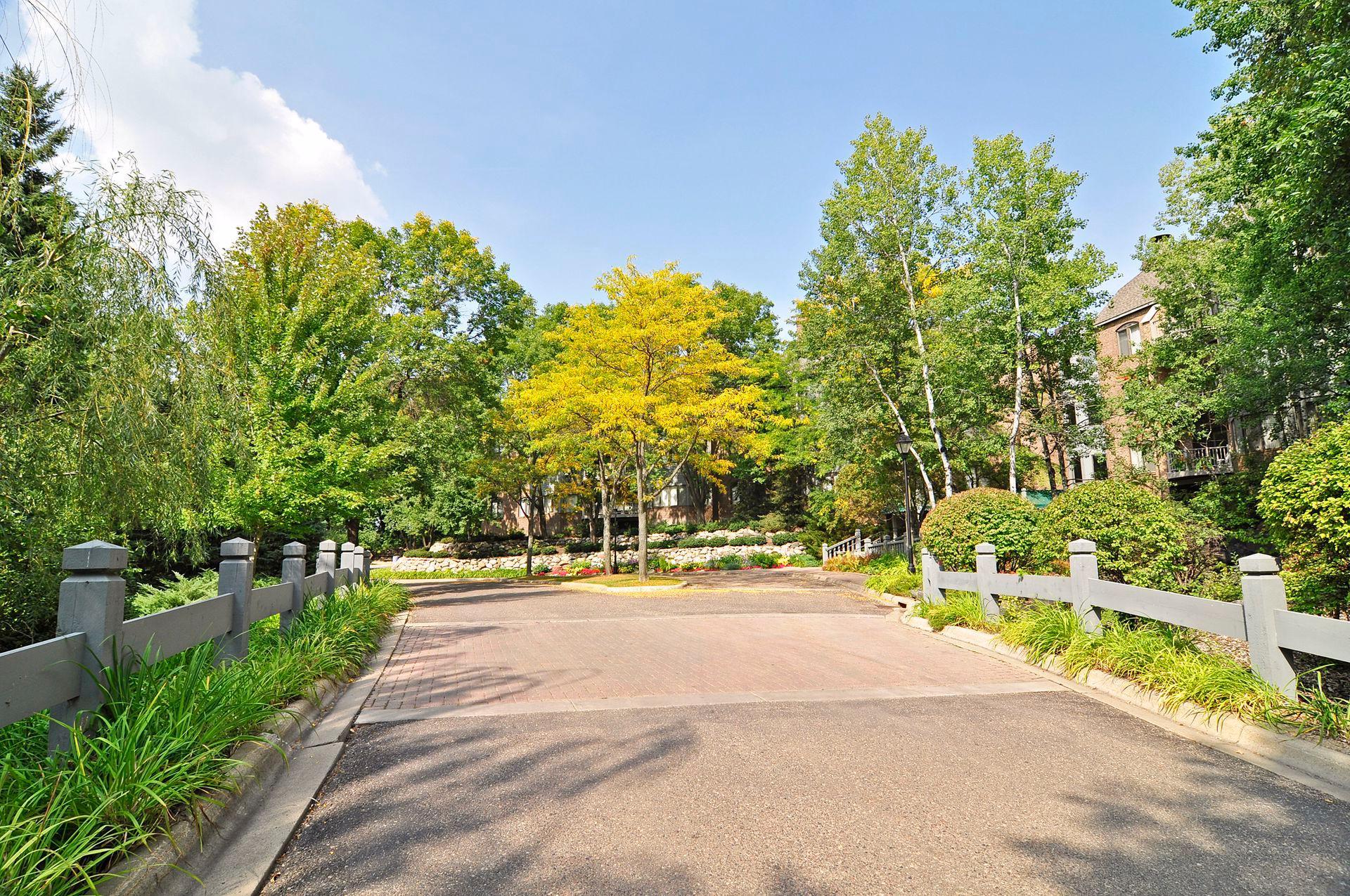 View of Residential at 12700 Sherwood Place #102, Minnetonka MN 55305, Minnetonka (34 of 48) - Mike Wilen | Minnesota Team Real Estate